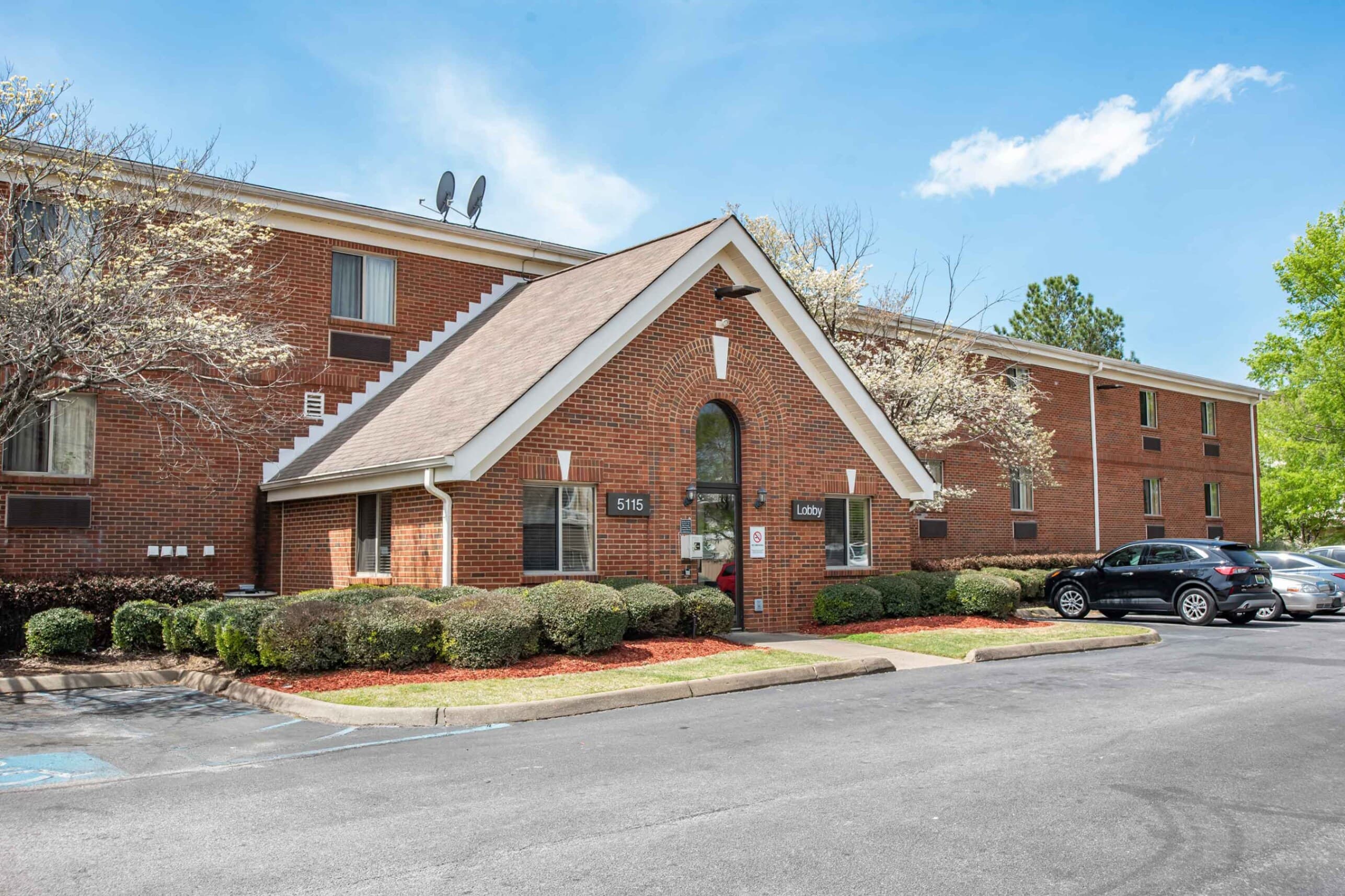 Suburban Studios Montgomery East I-85 - Image 1