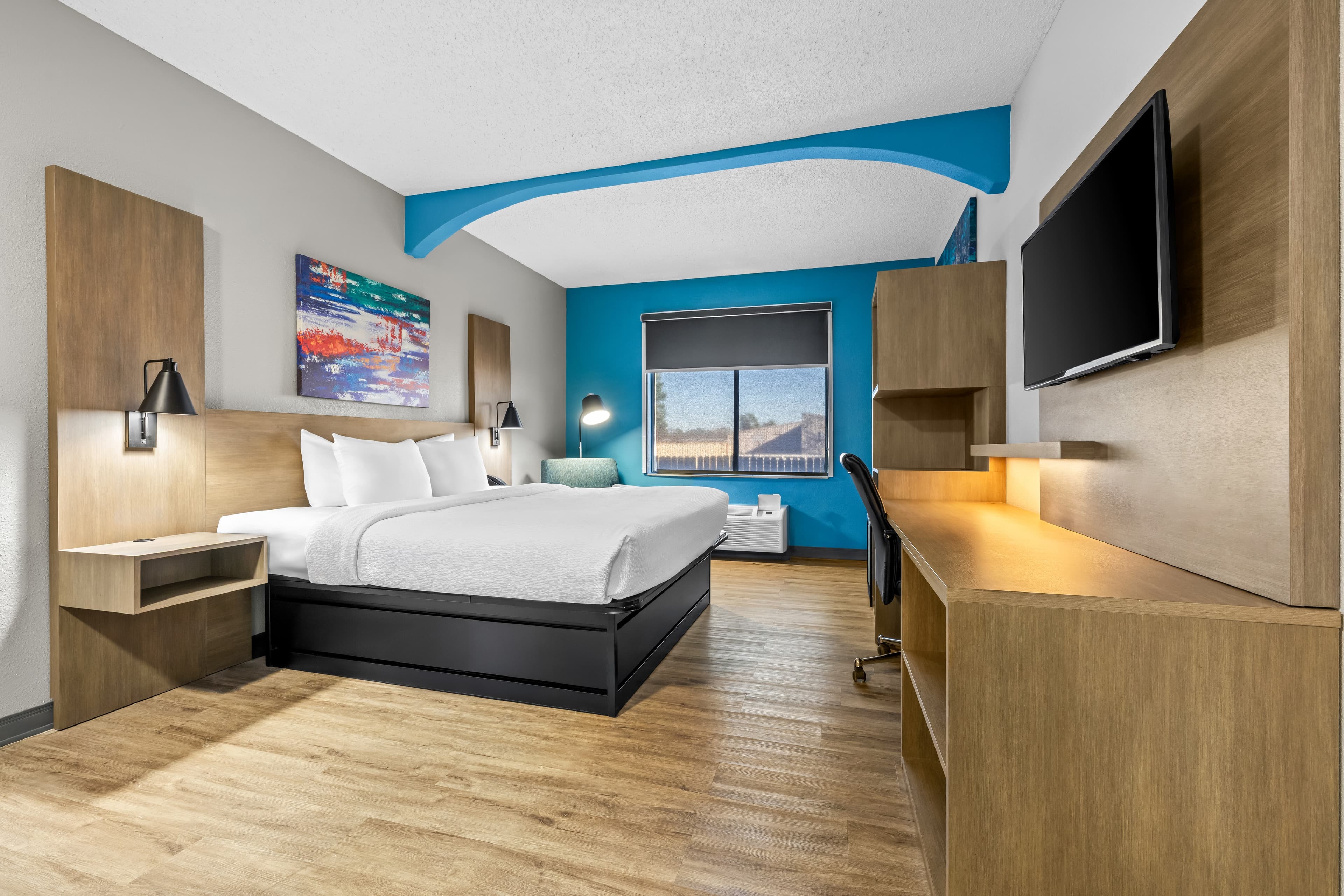 MainStay Suites Decatur River City - Image 2