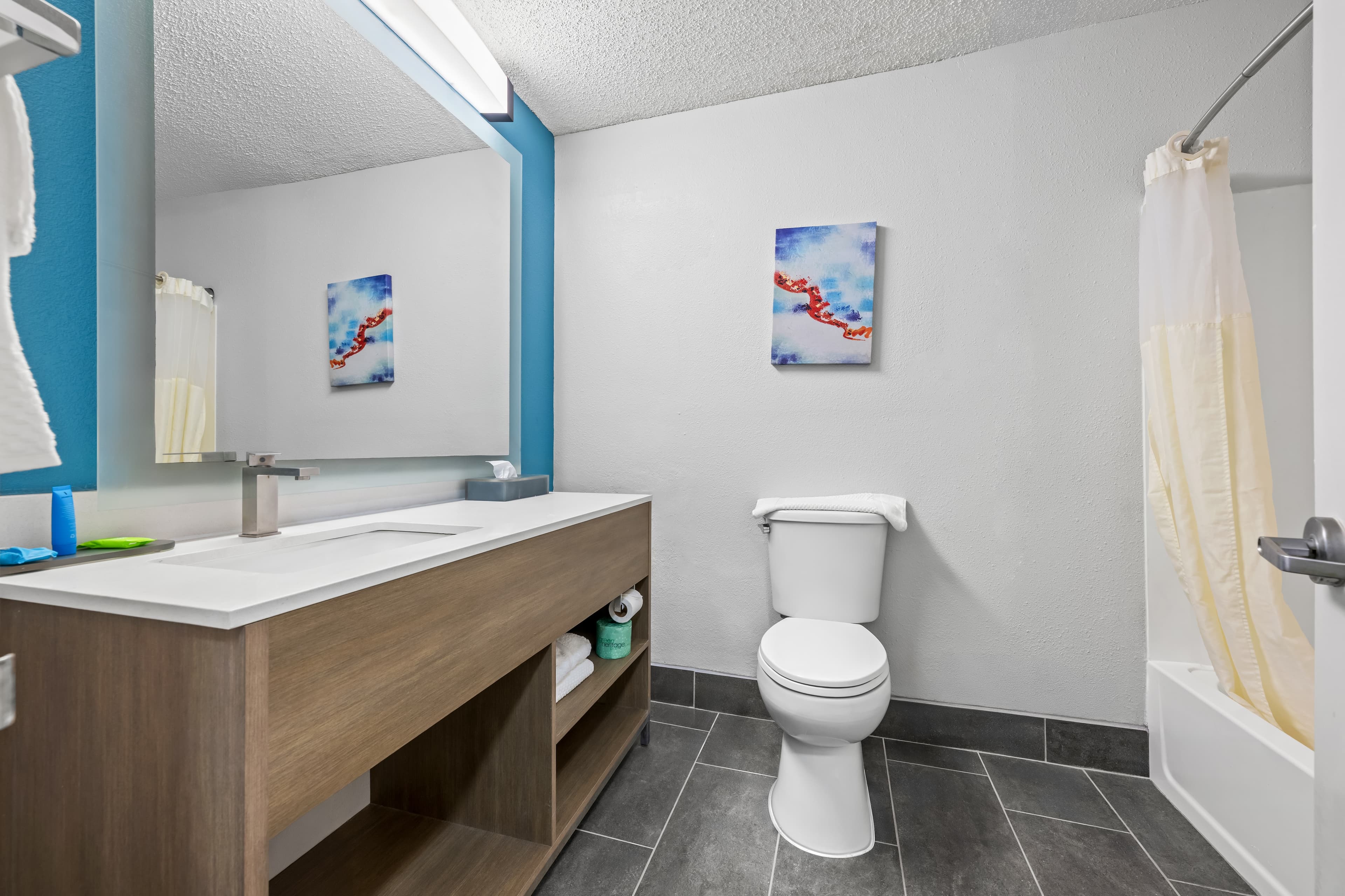 MainStay Suites Decatur River City — 15