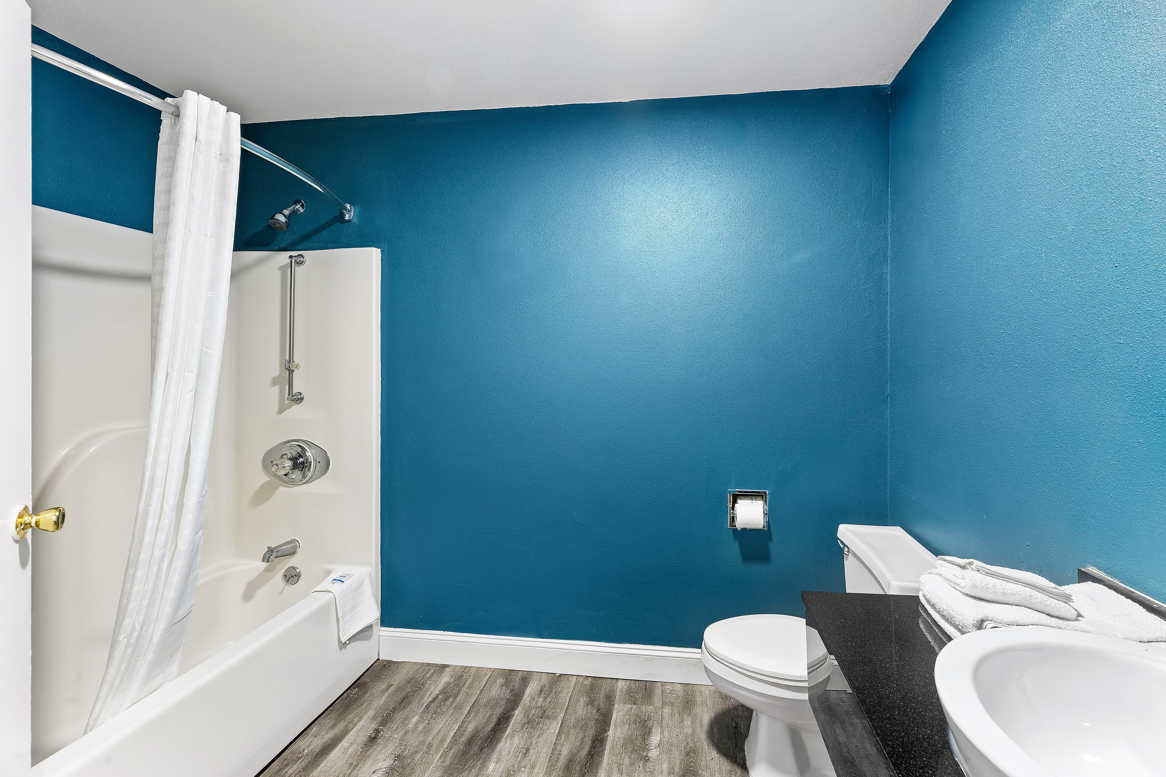 Rodeway Inn West Memphis — 6