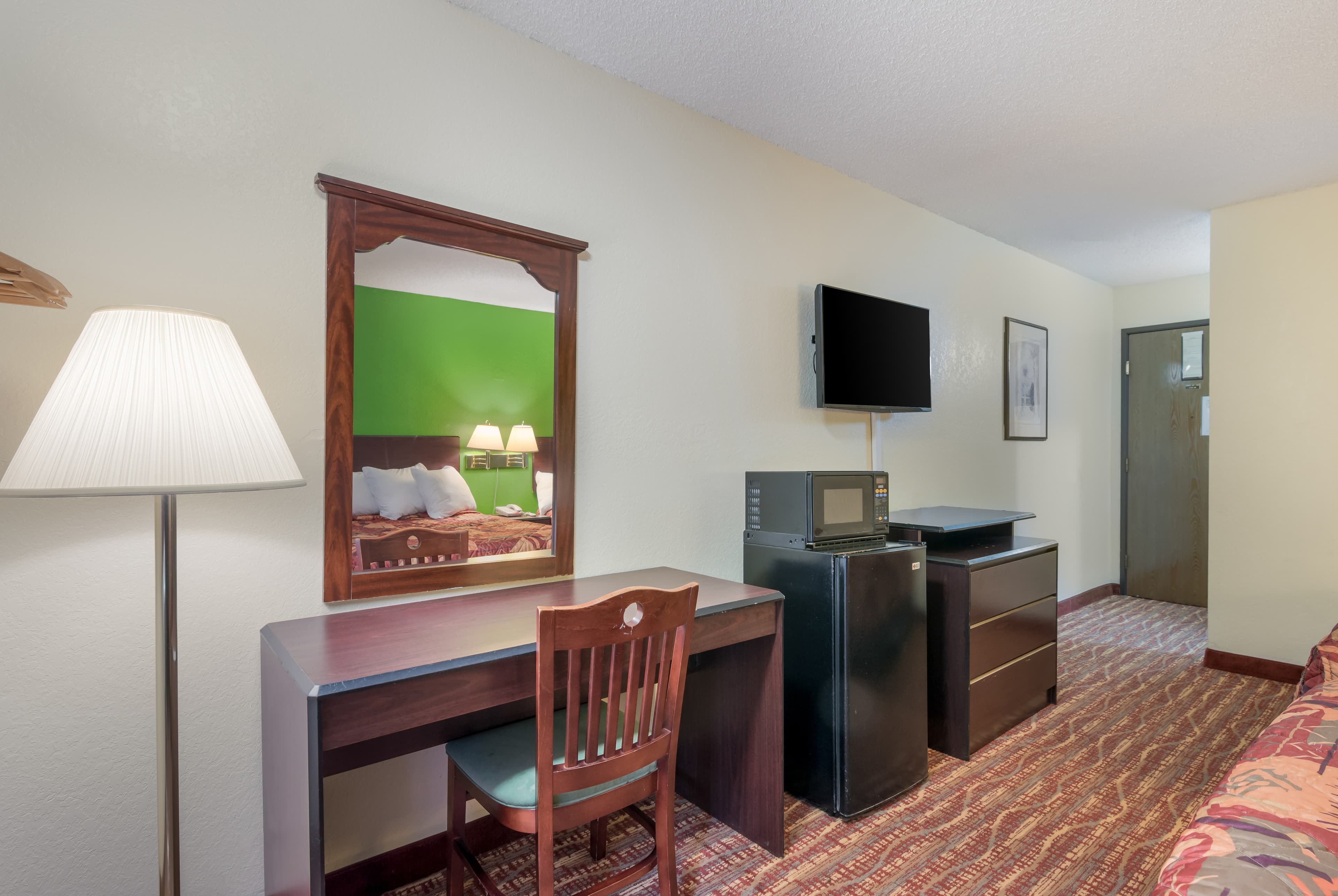Rodeway Inn Benton — 4