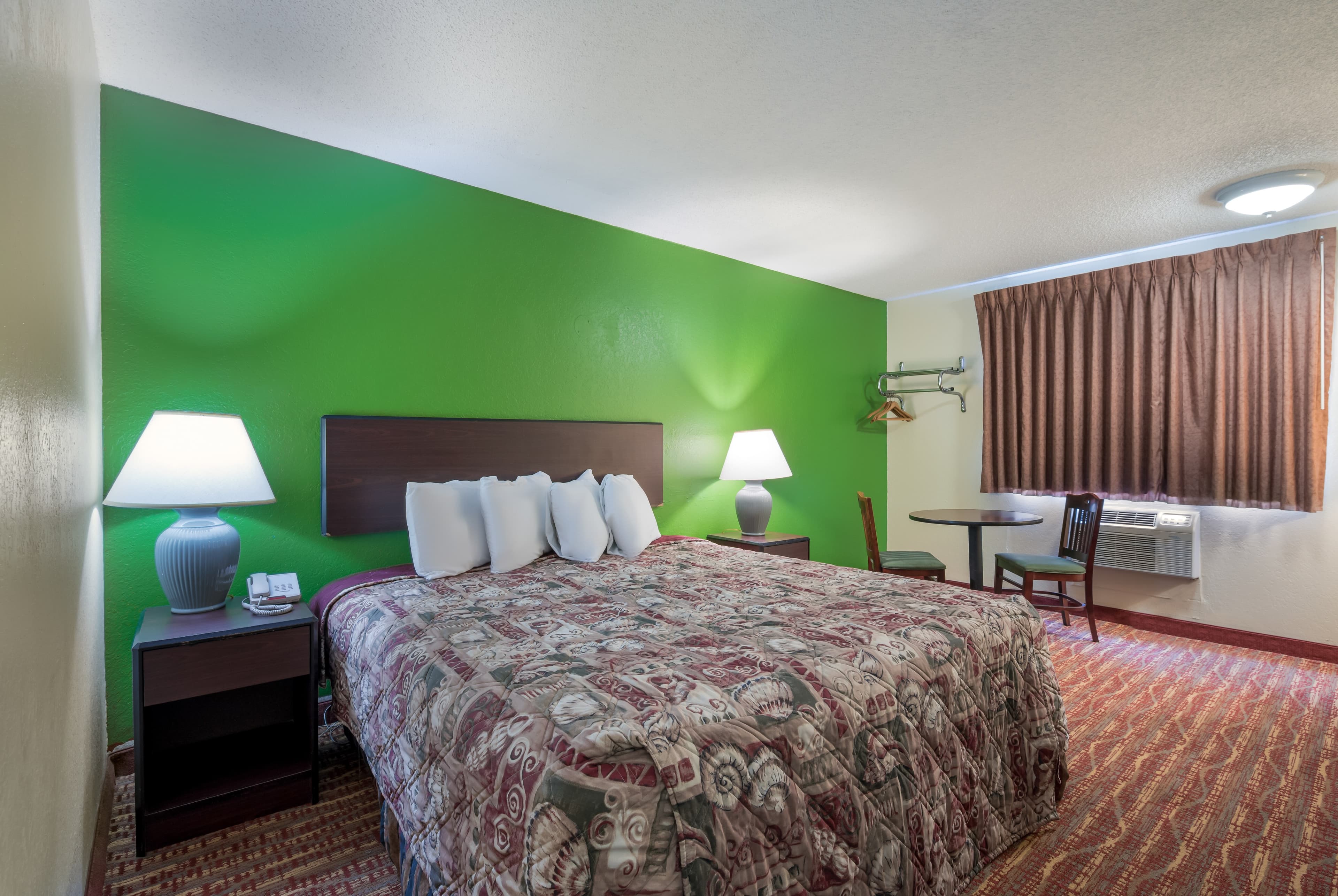 Rodeway Inn Benton — 14