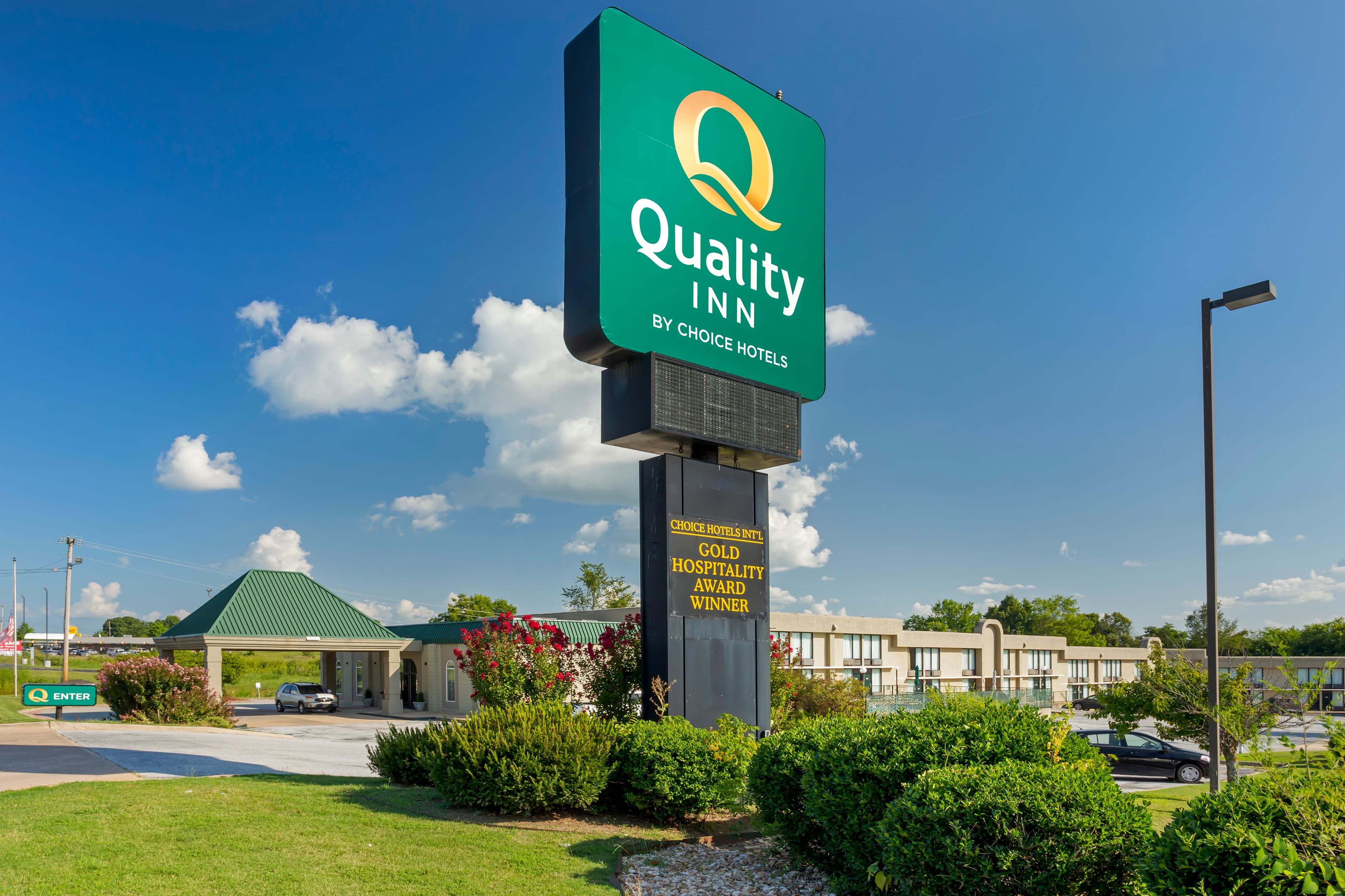 Quality Inn Harrison North - Image 1
