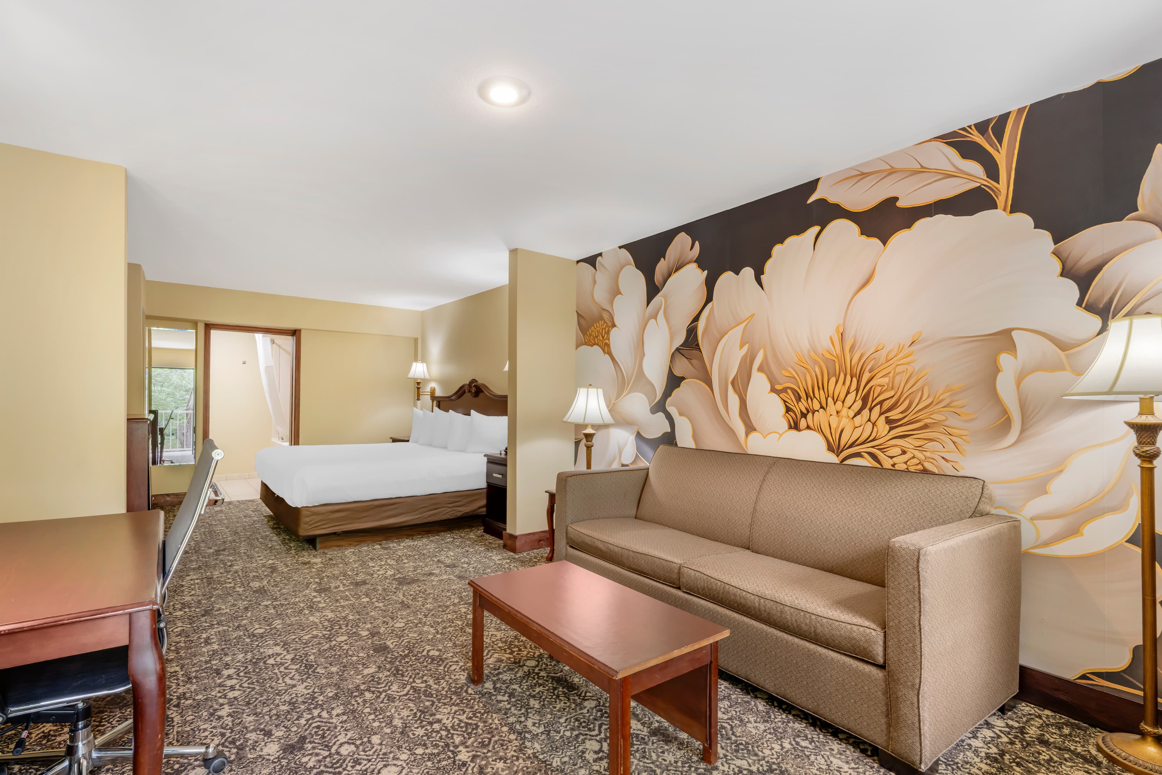 Quality Inn Eureka Springs South - Image 3
