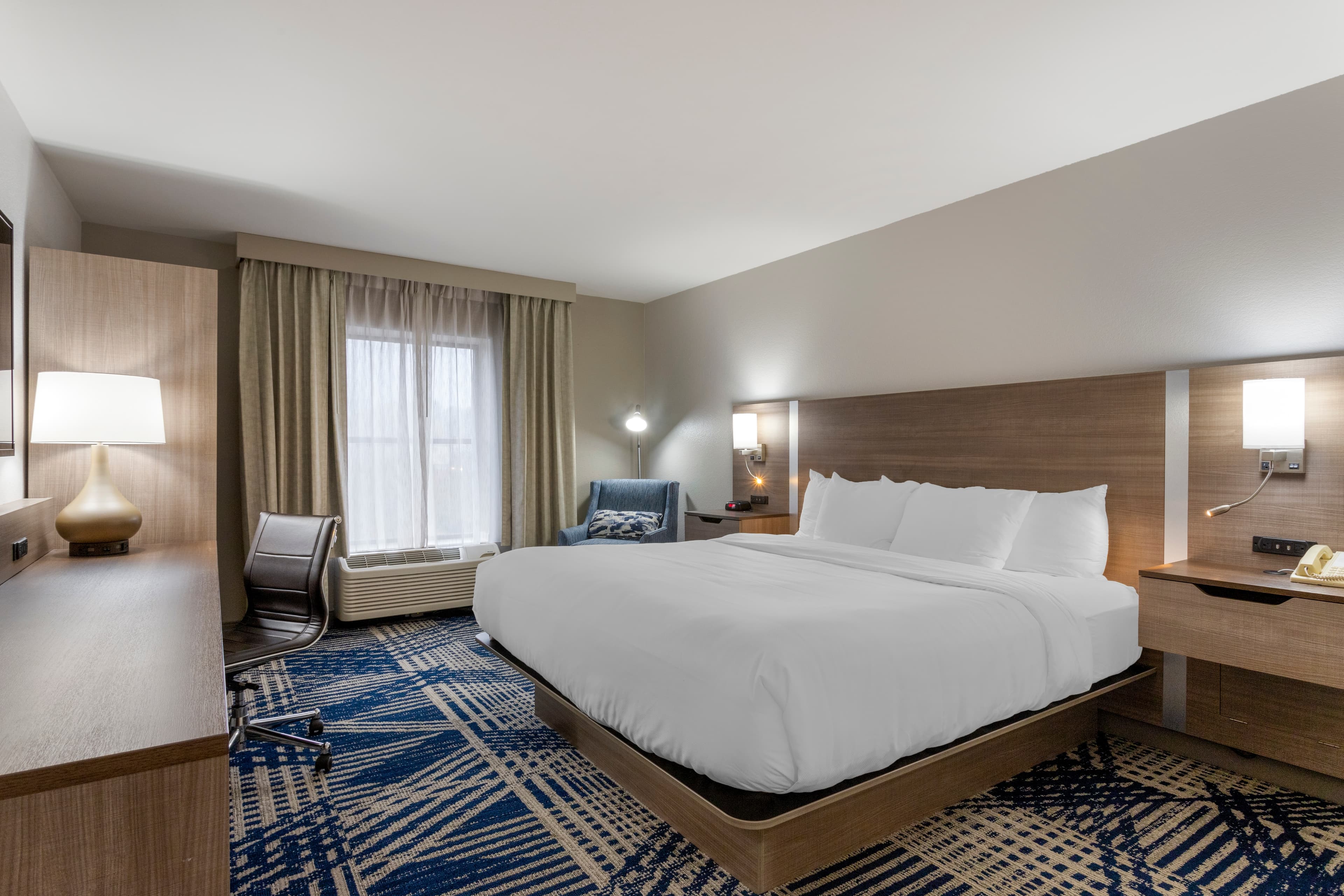 Comfort Inn & Suites Hot Springs Midtown — 7