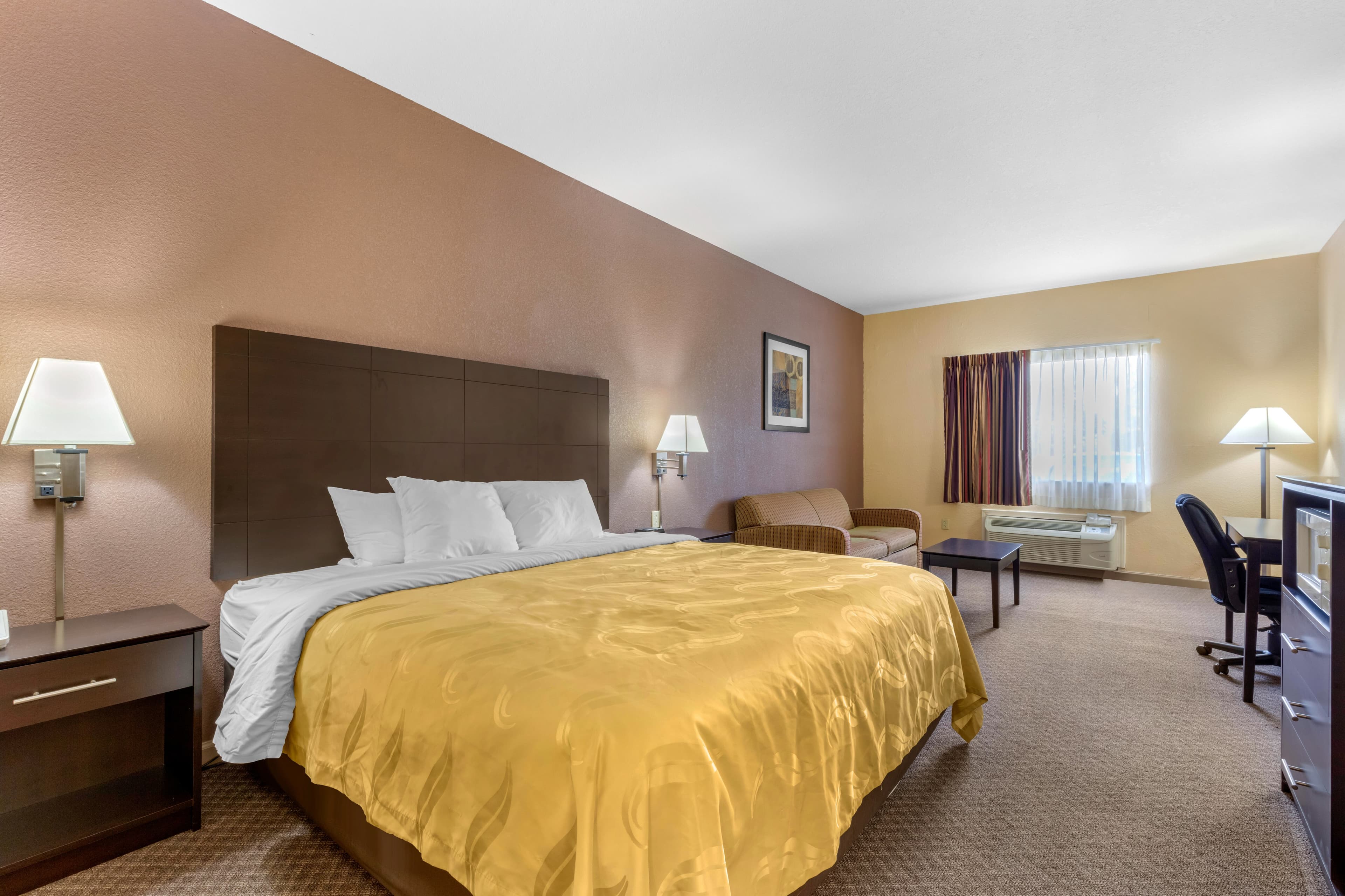 Quality Inn West Memphis I-40 - Image 2