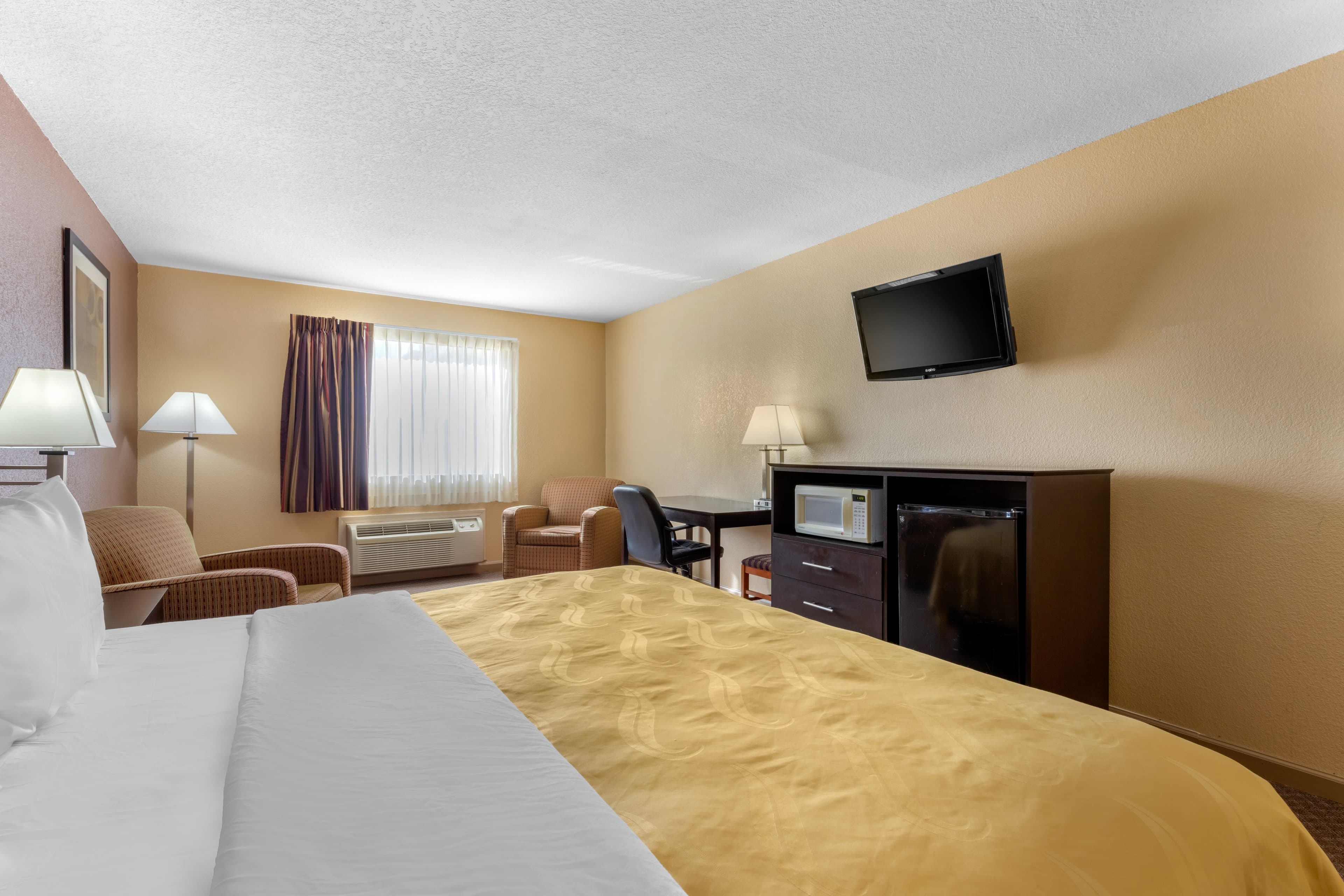 Quality Inn West Memphis I-40 — 8