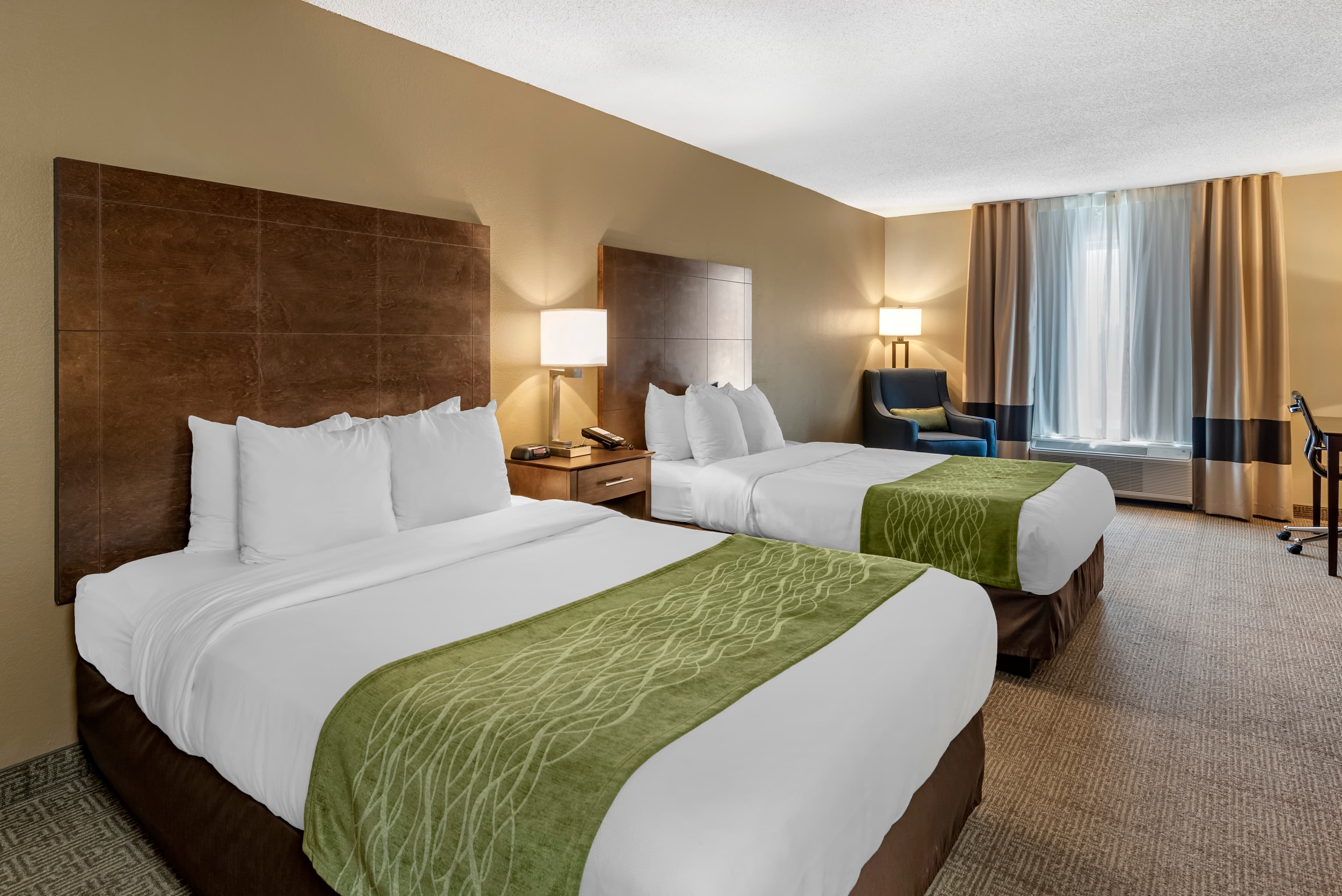Comfort Inn & Suites Bryant - Benton — 12
