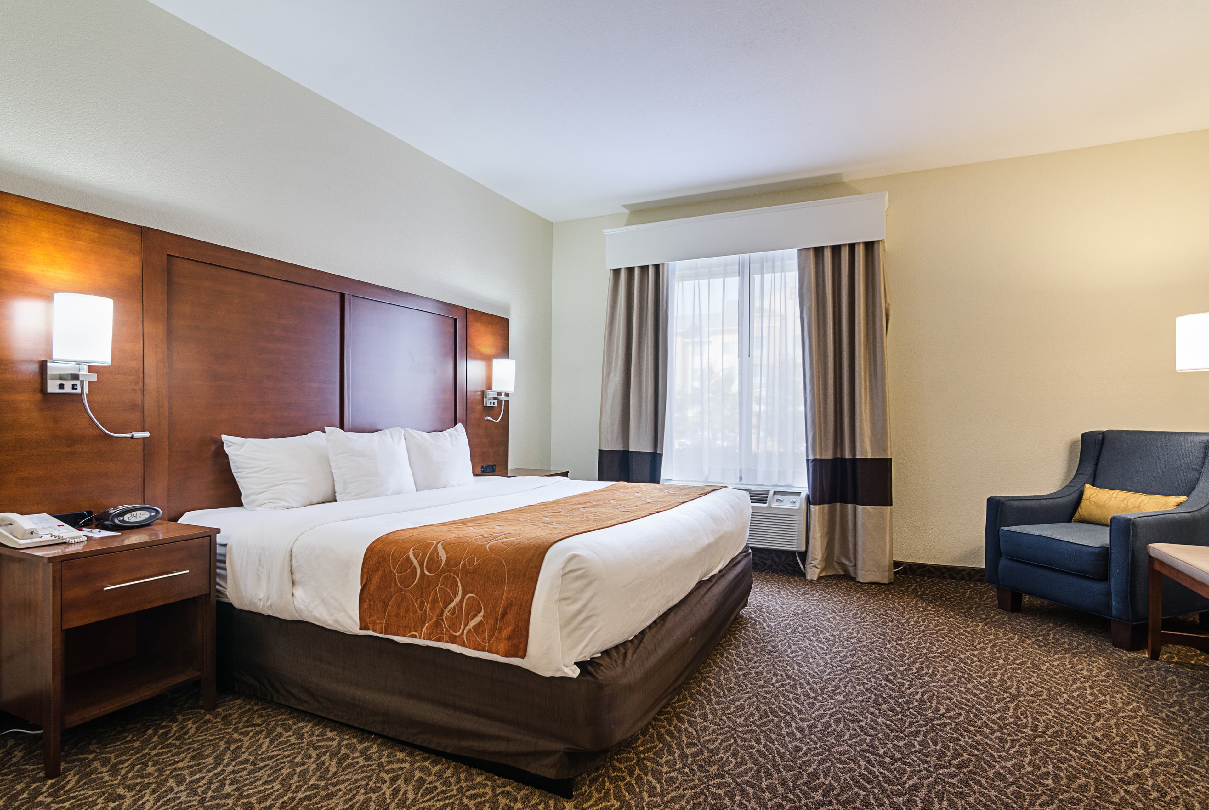 Quality Suites Springdale West I-49 — 49
