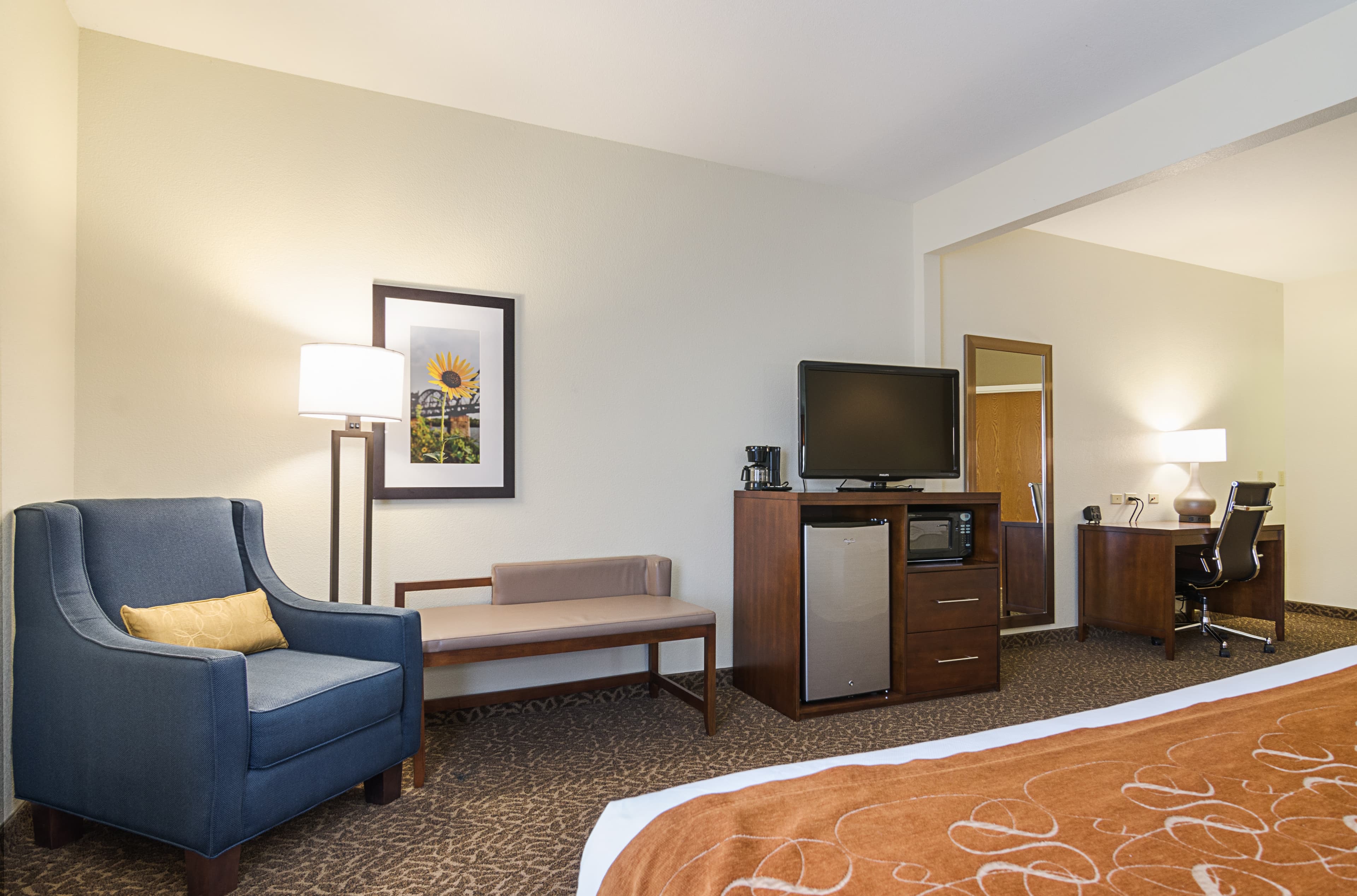 Quality Suites Springdale West I-49 — 52