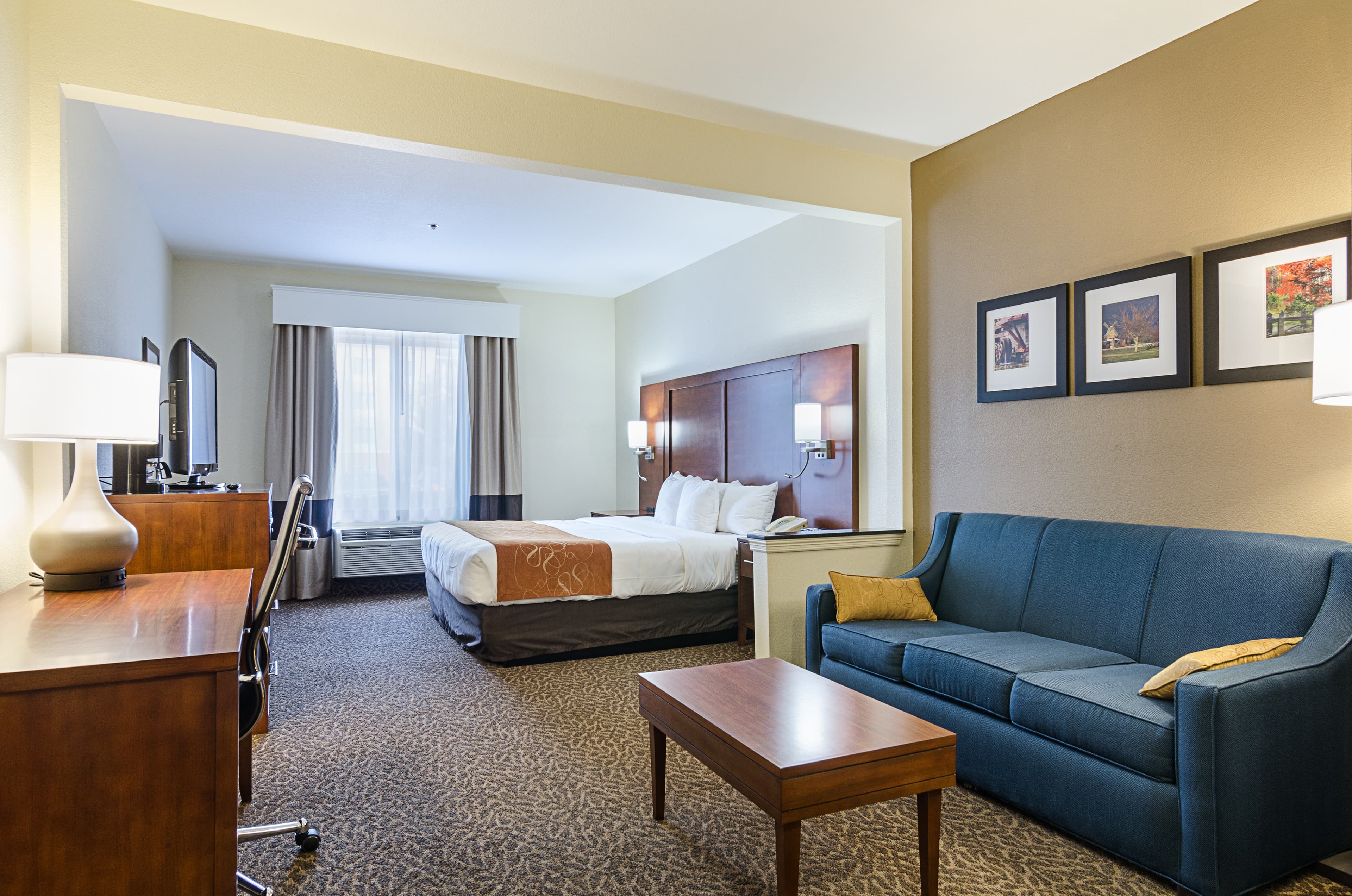 Quality Suites Springdale West I-49 — 7