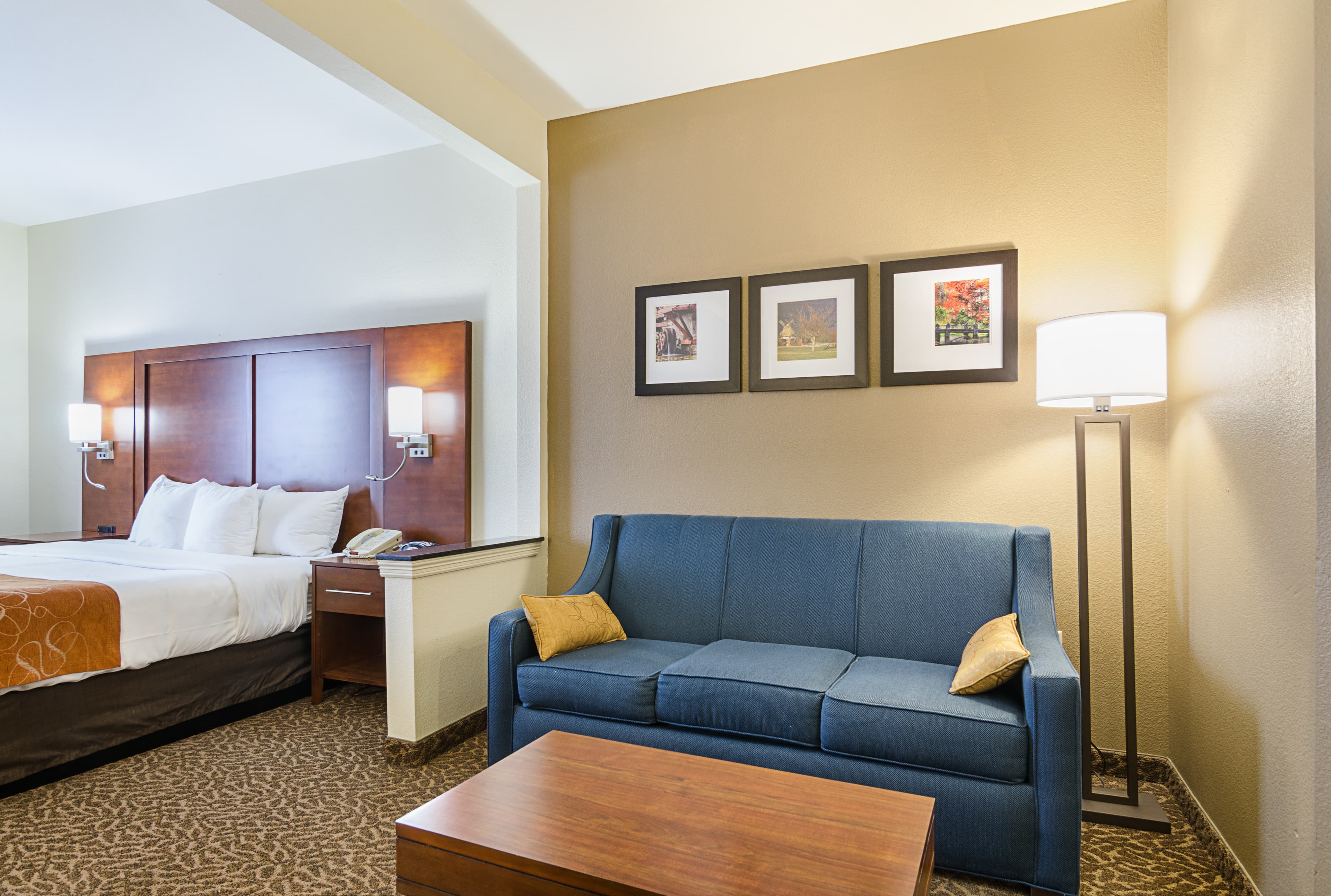 Quality Suites Springdale West I-49 — 13