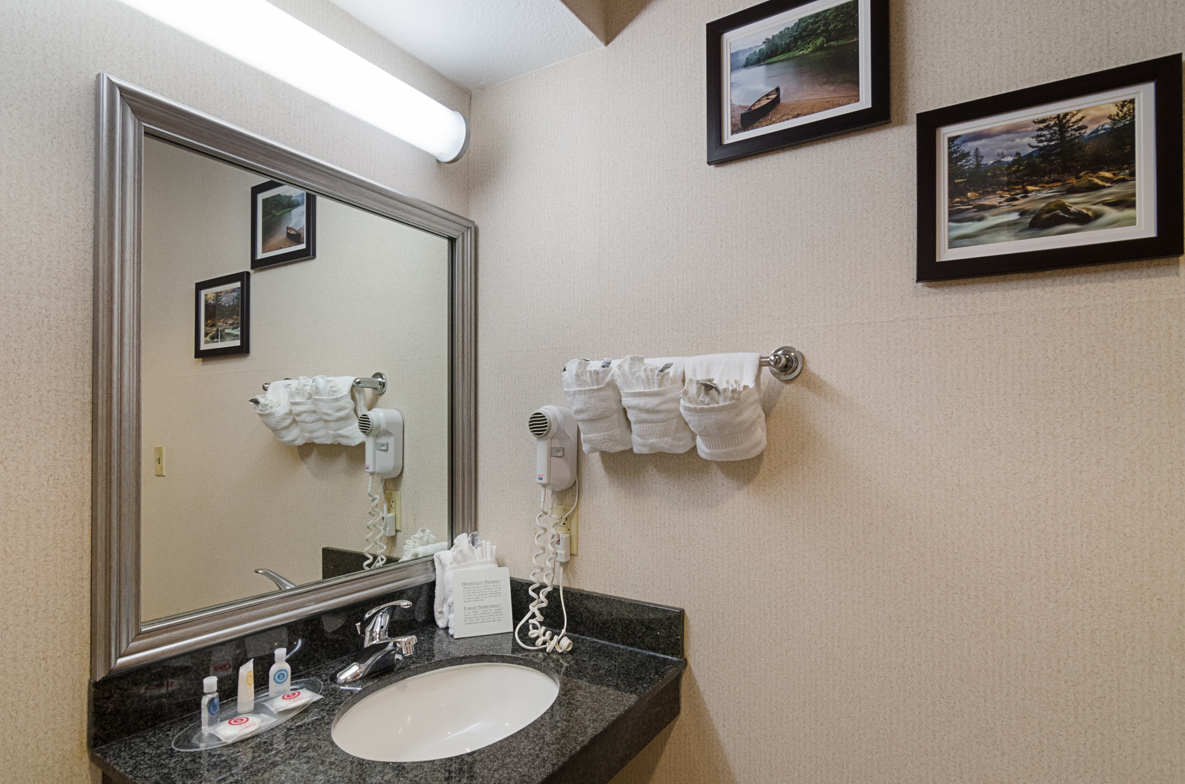 Quality Suites Springdale West I-49 — 19