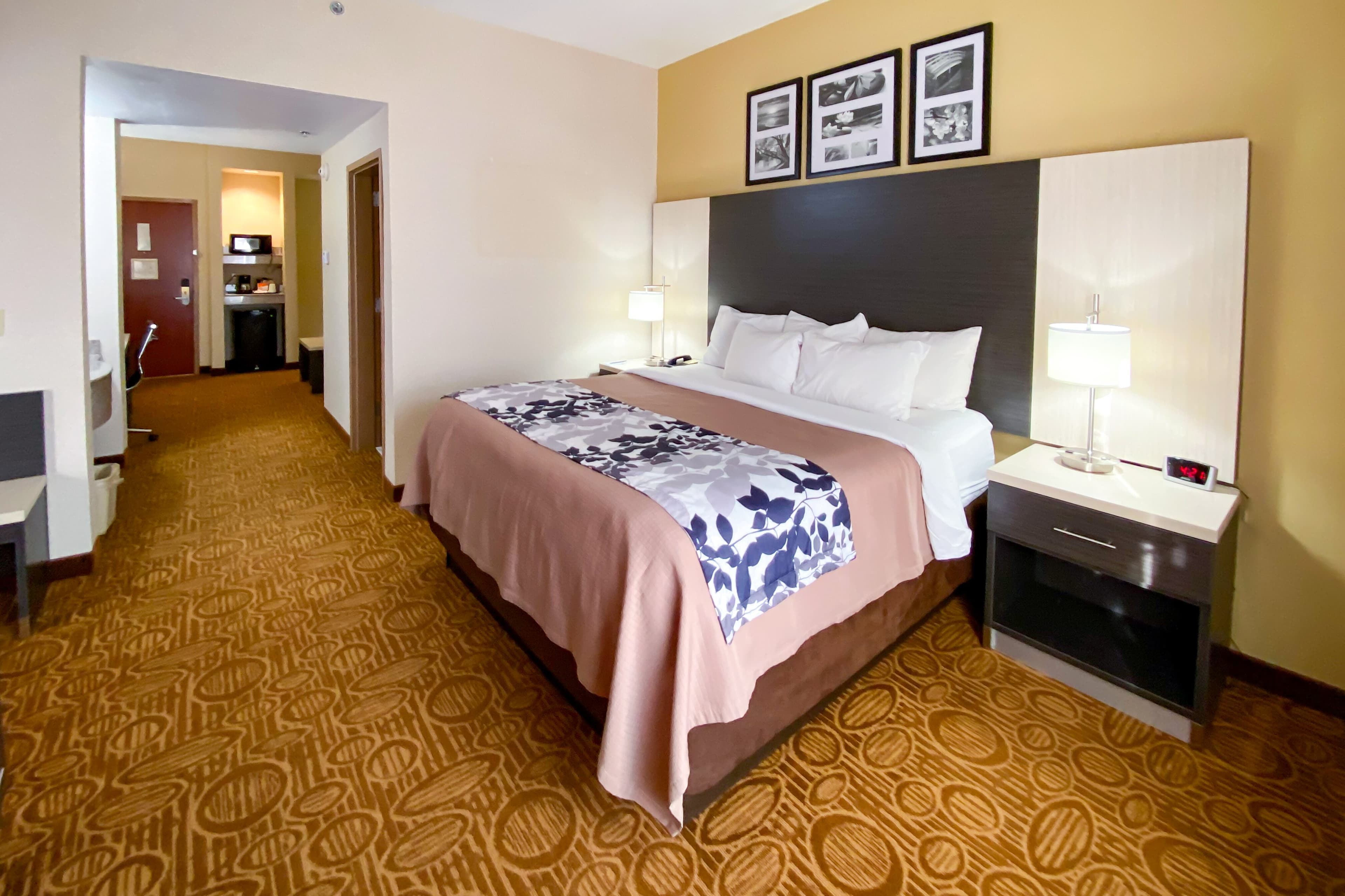 Sleep Inn & Suites Springdale West - Image 2