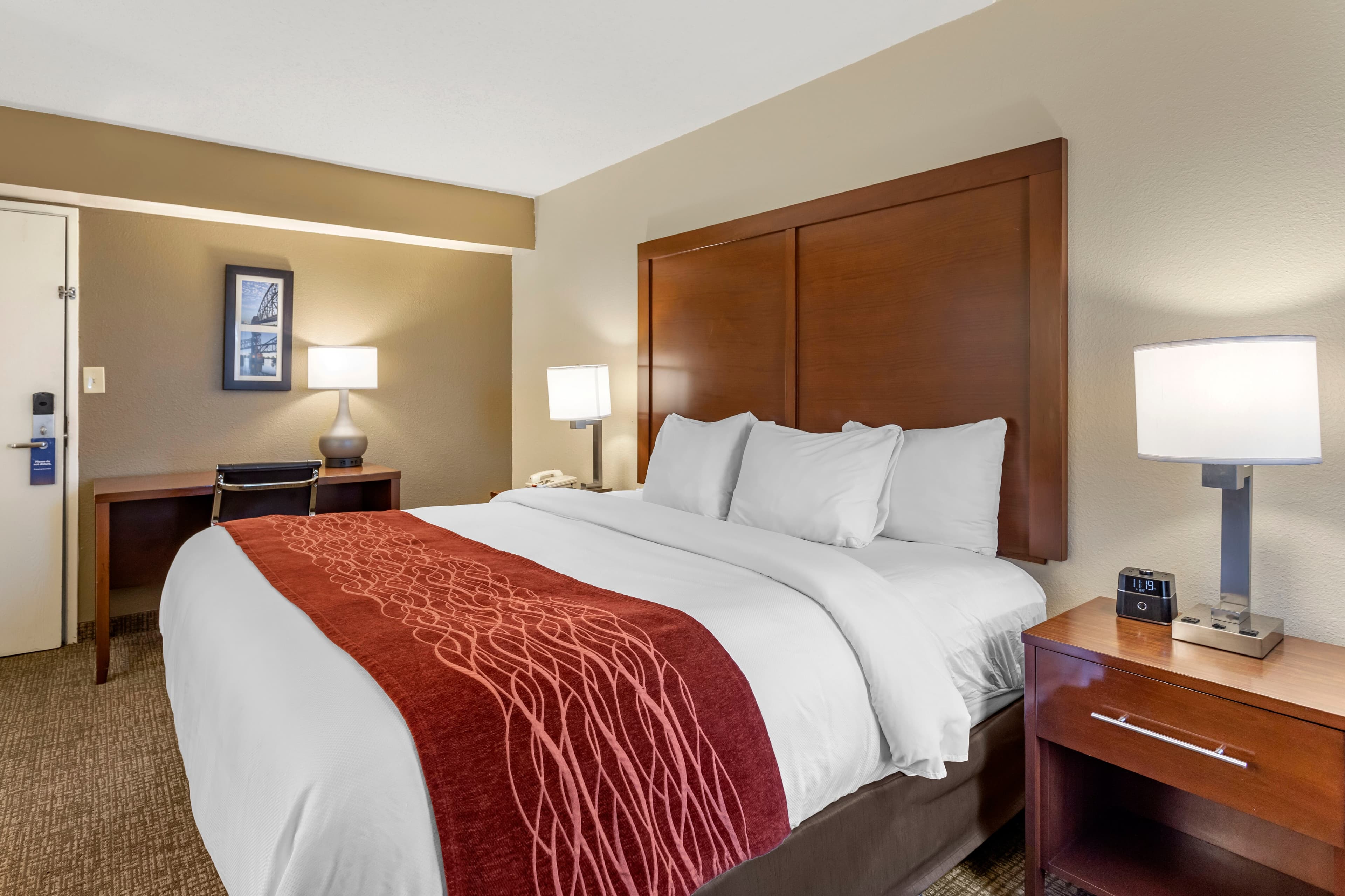 Comfort Inn & Suites Little Rock Airport - Image 4