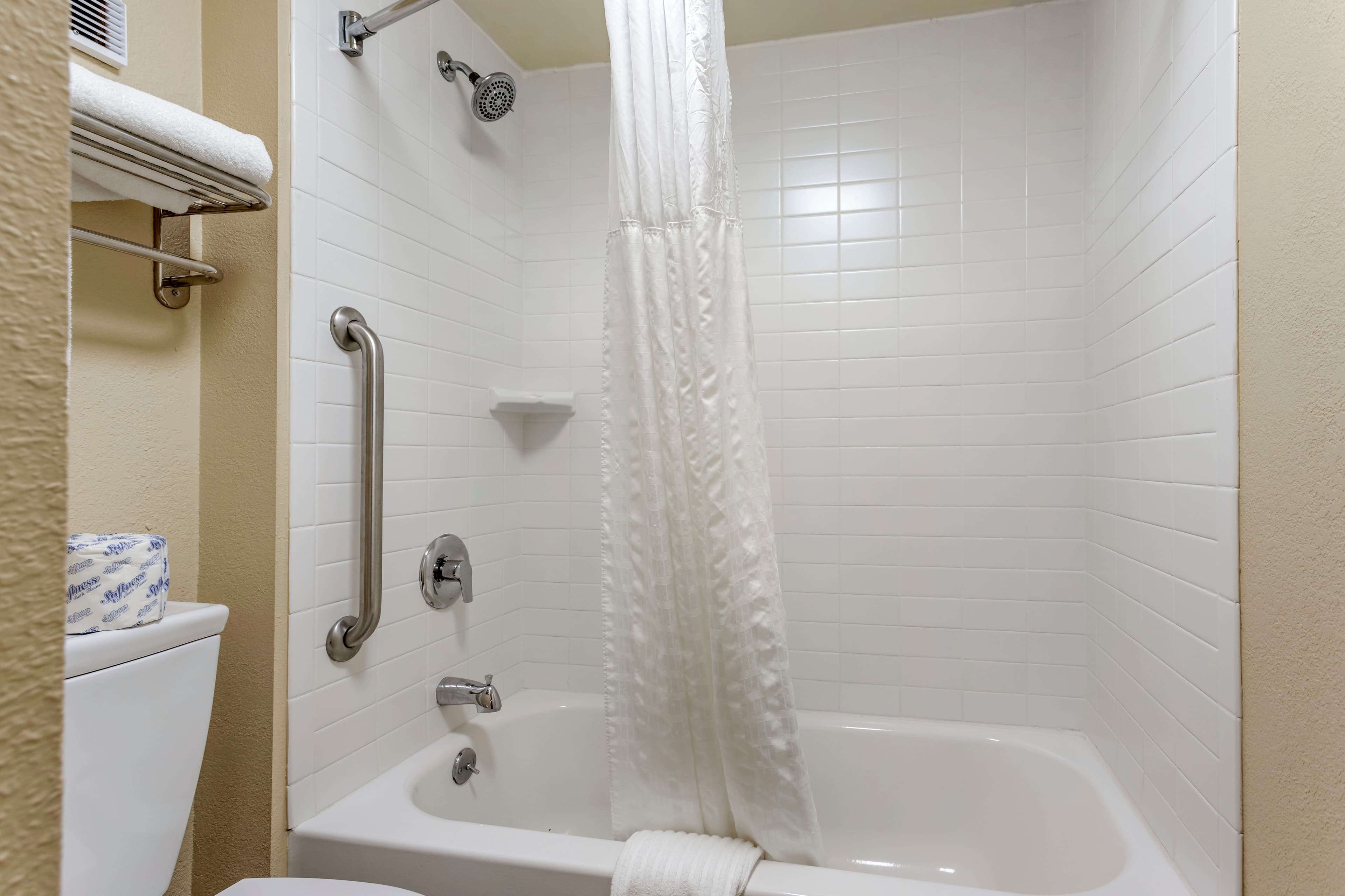 Comfort Inn & Suites Little Rock Airport — 14