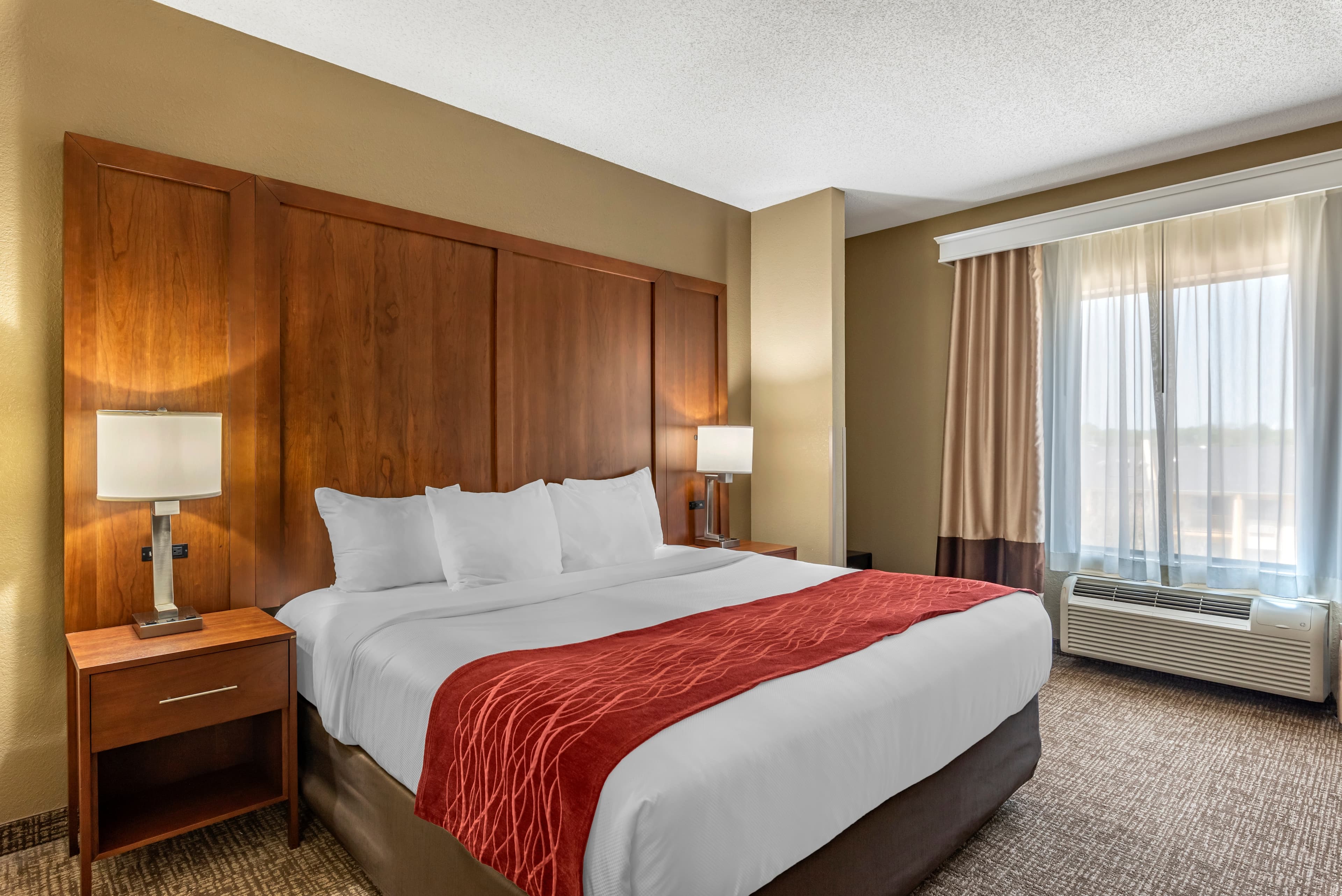 Comfort Inn & Suites El Dorado — 15