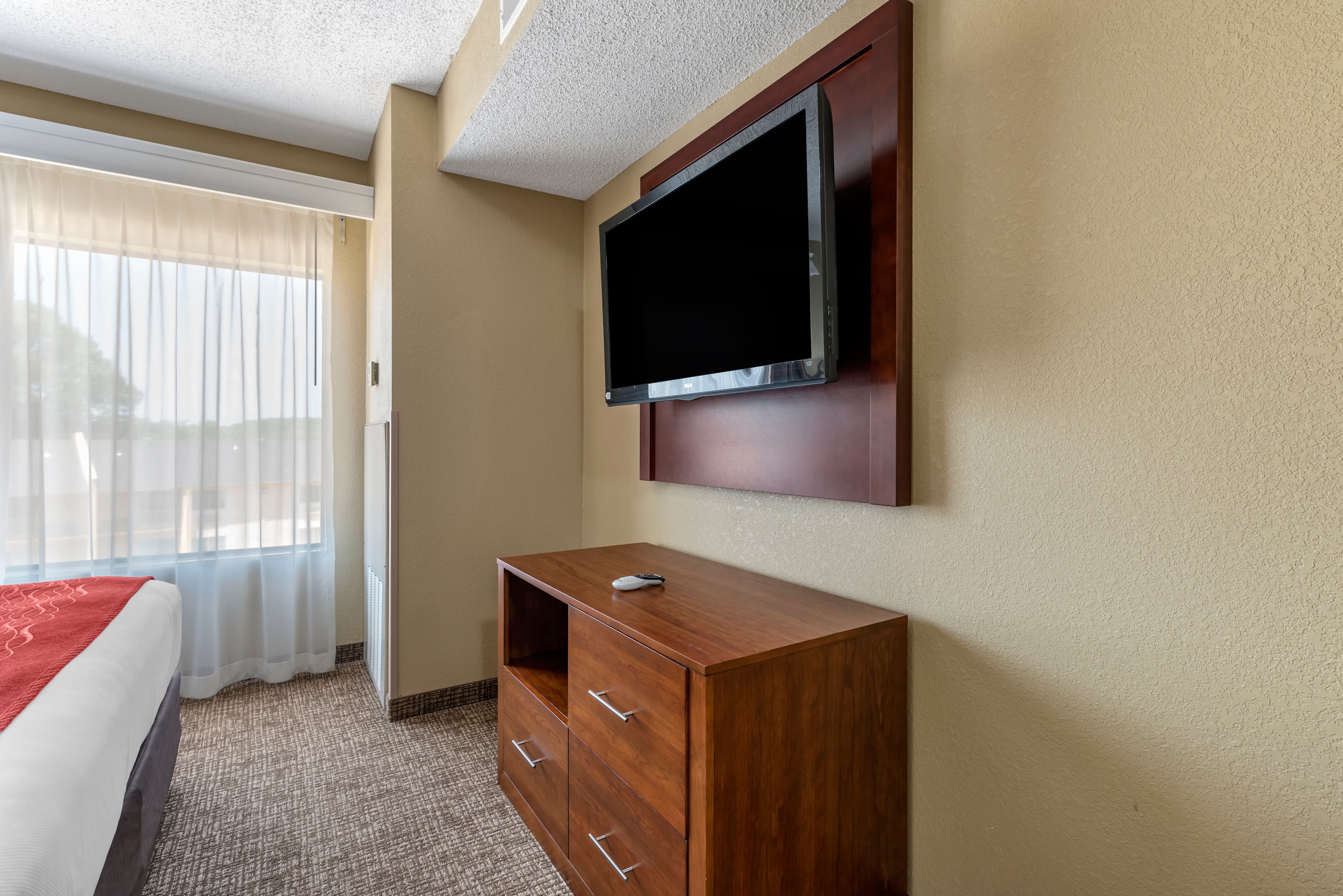 Comfort Inn & Suites El Dorado — 22