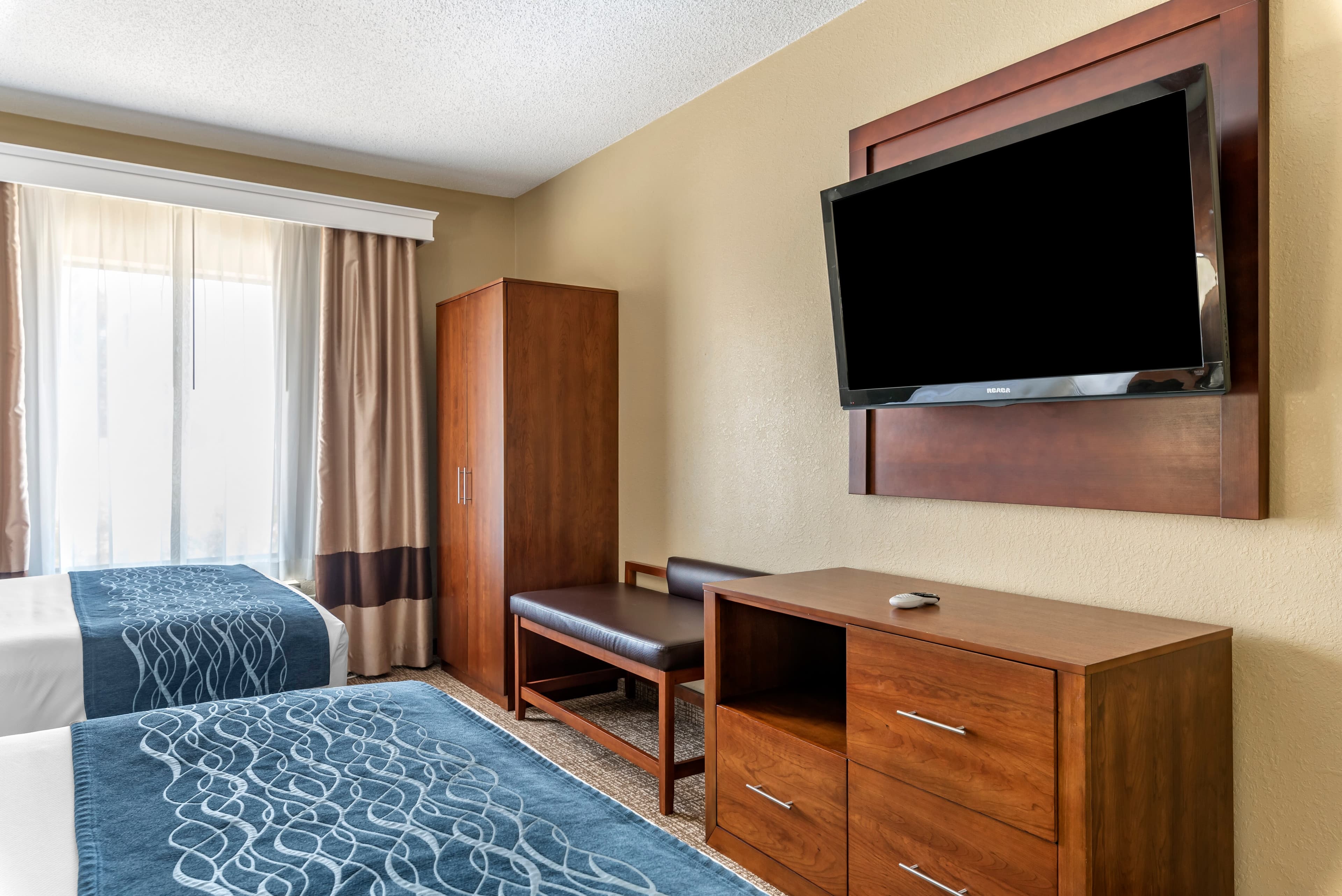 Comfort Inn & Suites El Dorado — 25