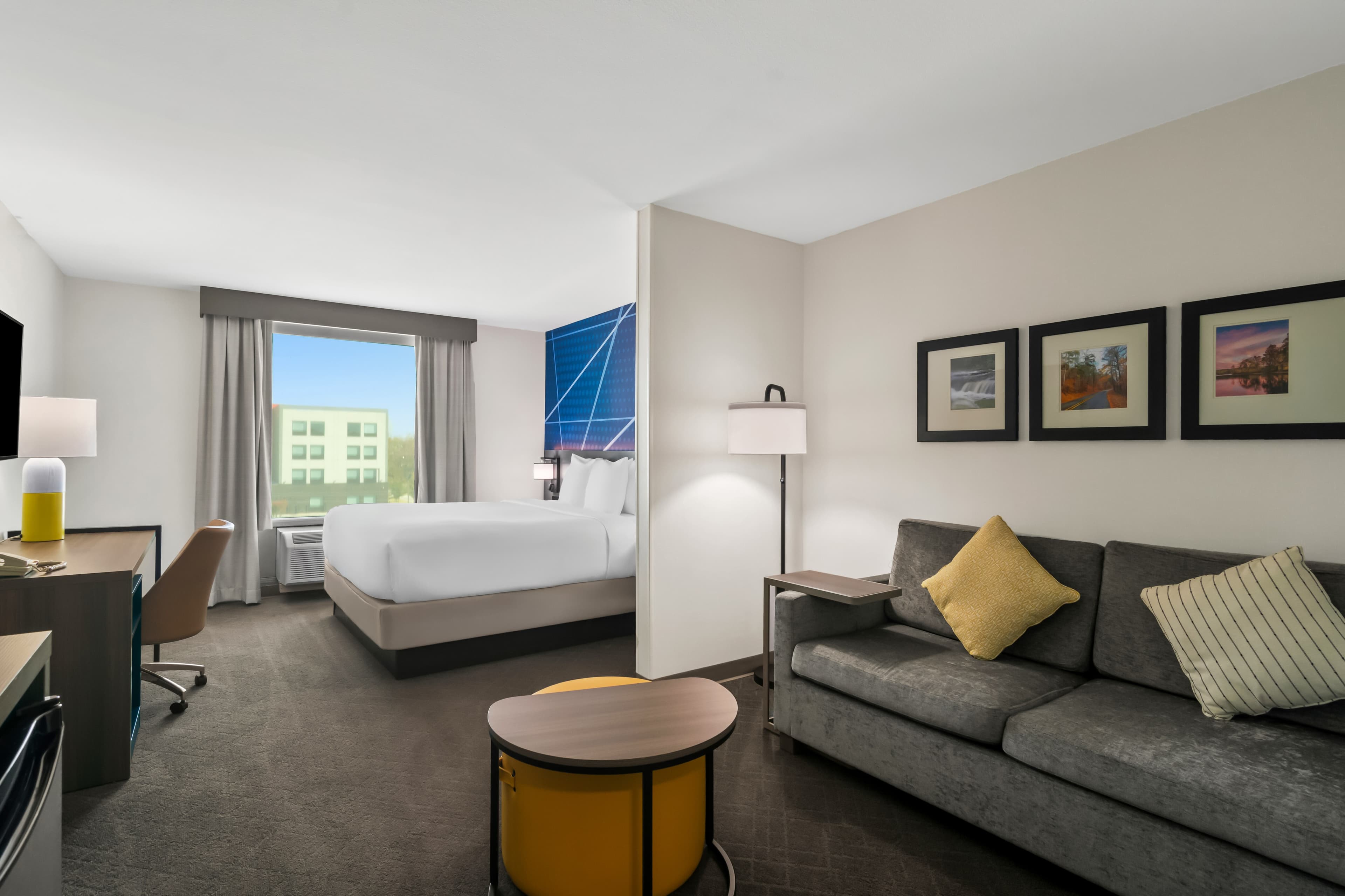 Comfort Suites Bentonville - Rogers - Image 1