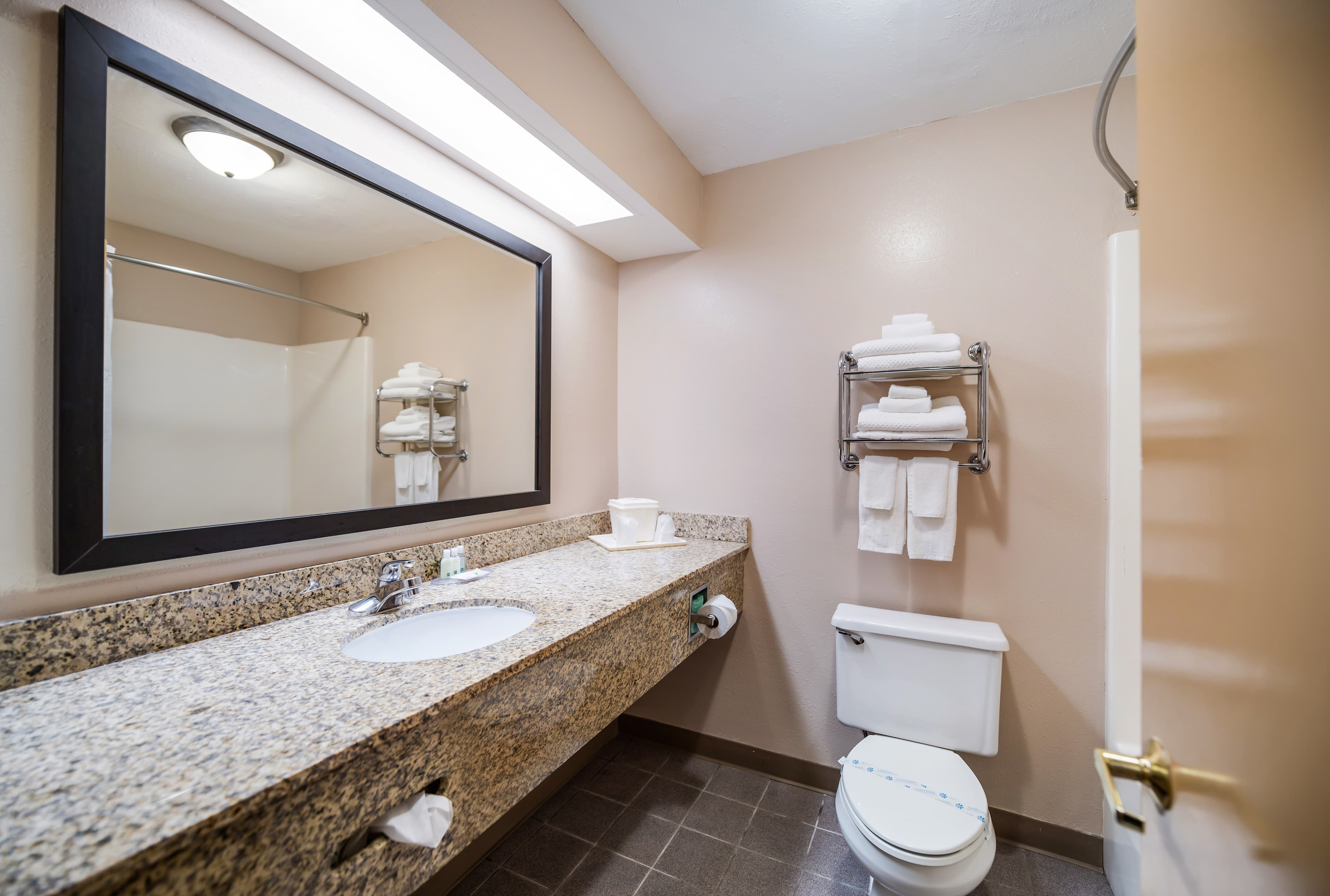 Quality Inn Jacksonville near Little Rock Air Force Base — 12
