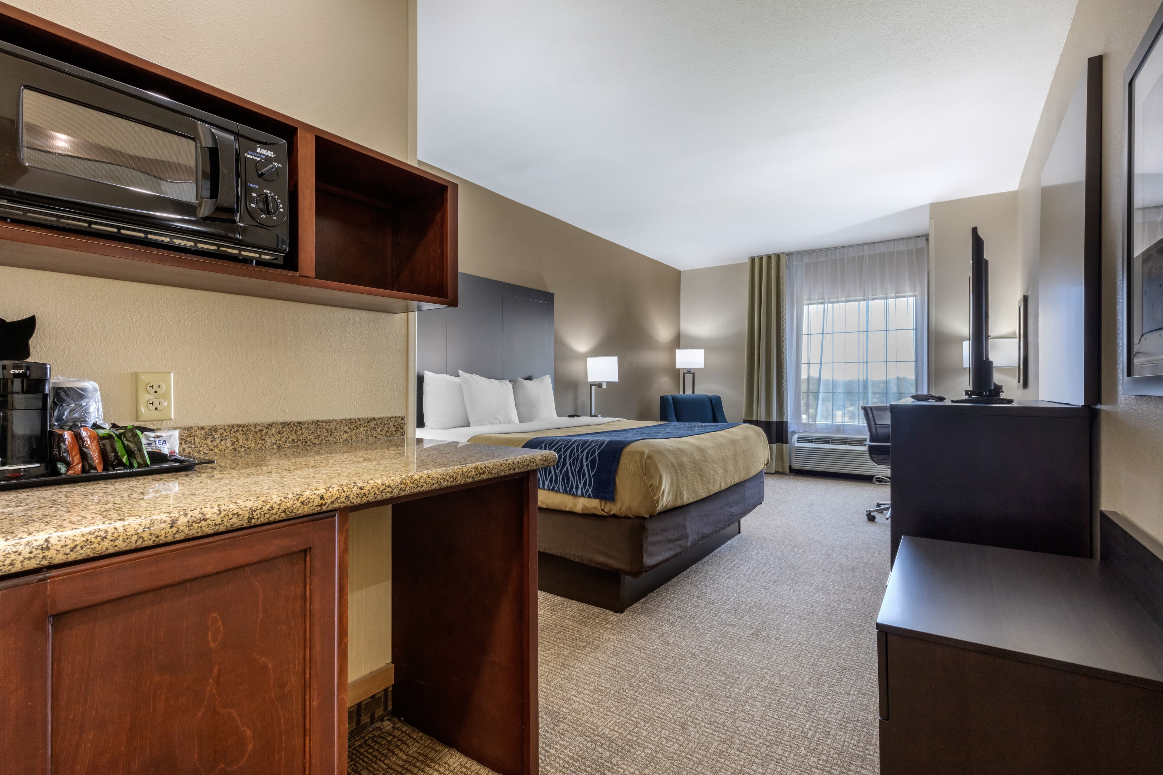 Comfort Inn & Suites North Little Rock McCain Mall — 13