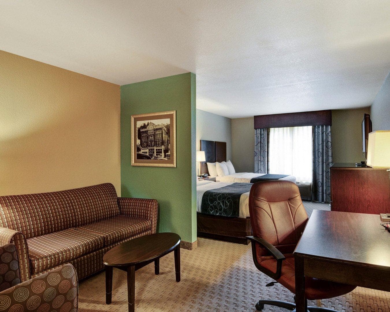 Comfort Suites near Hot Springs Park — 6