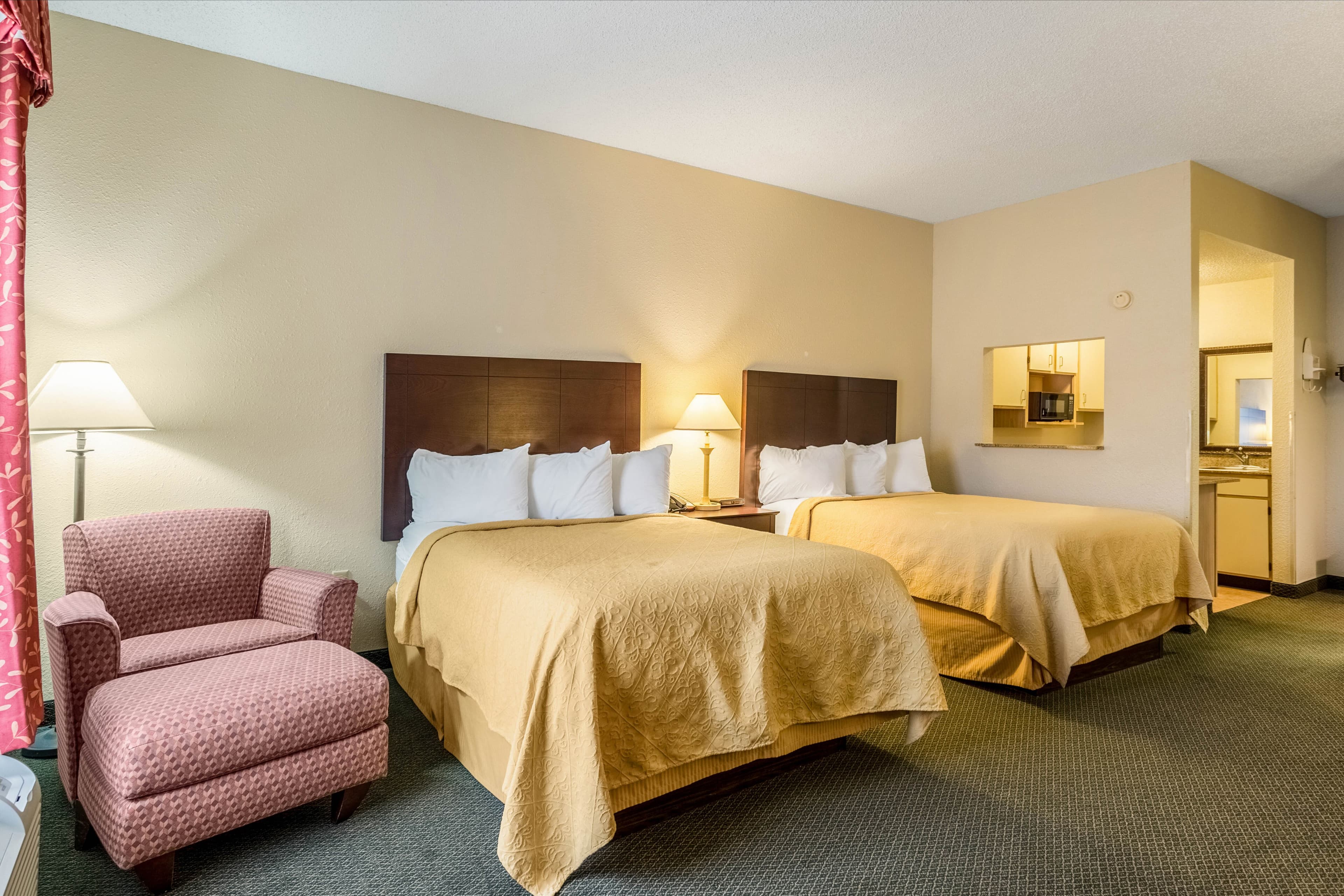 Quality Inn Heber Springs - Image 3