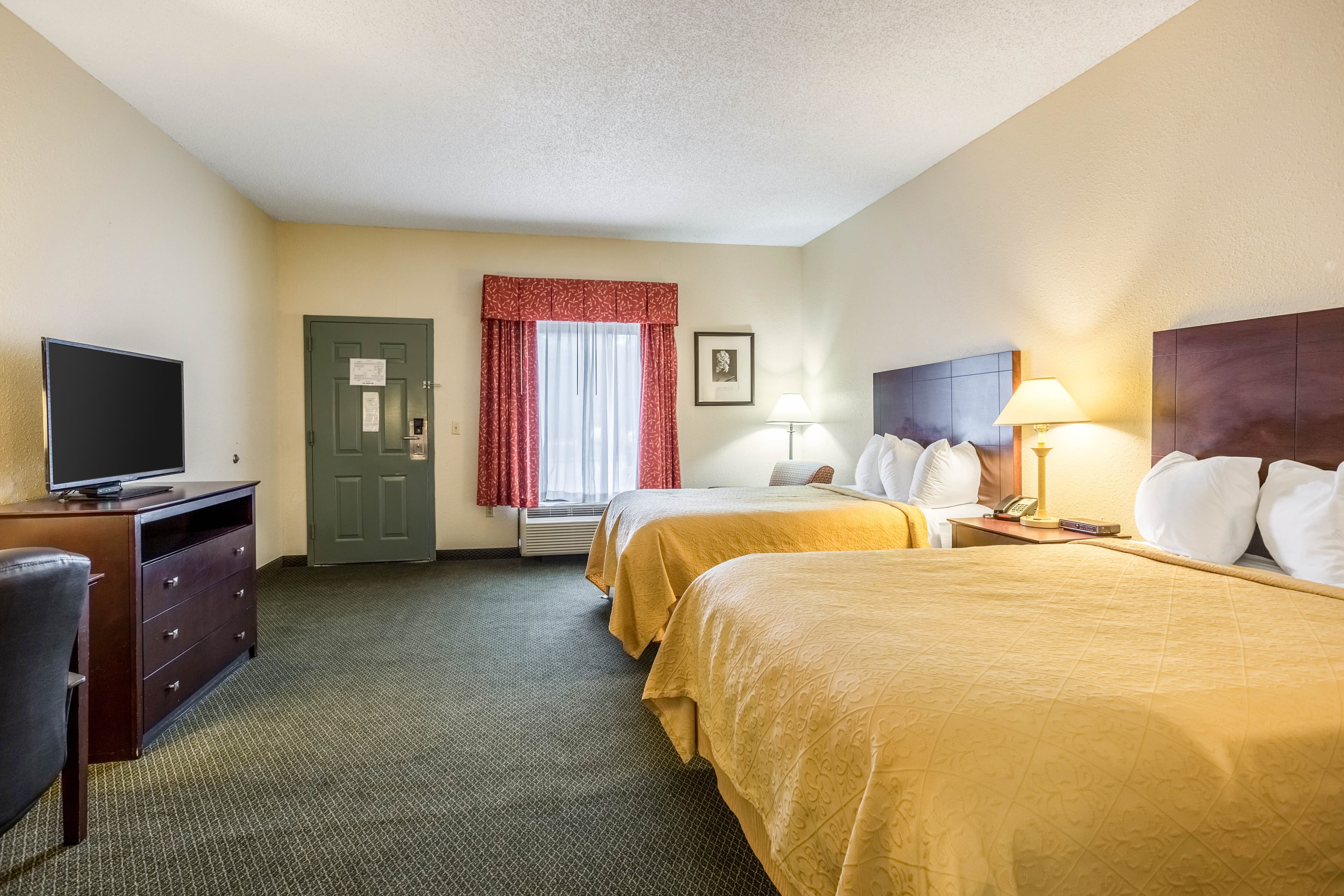 Quality Inn Heber Springs - Image 4