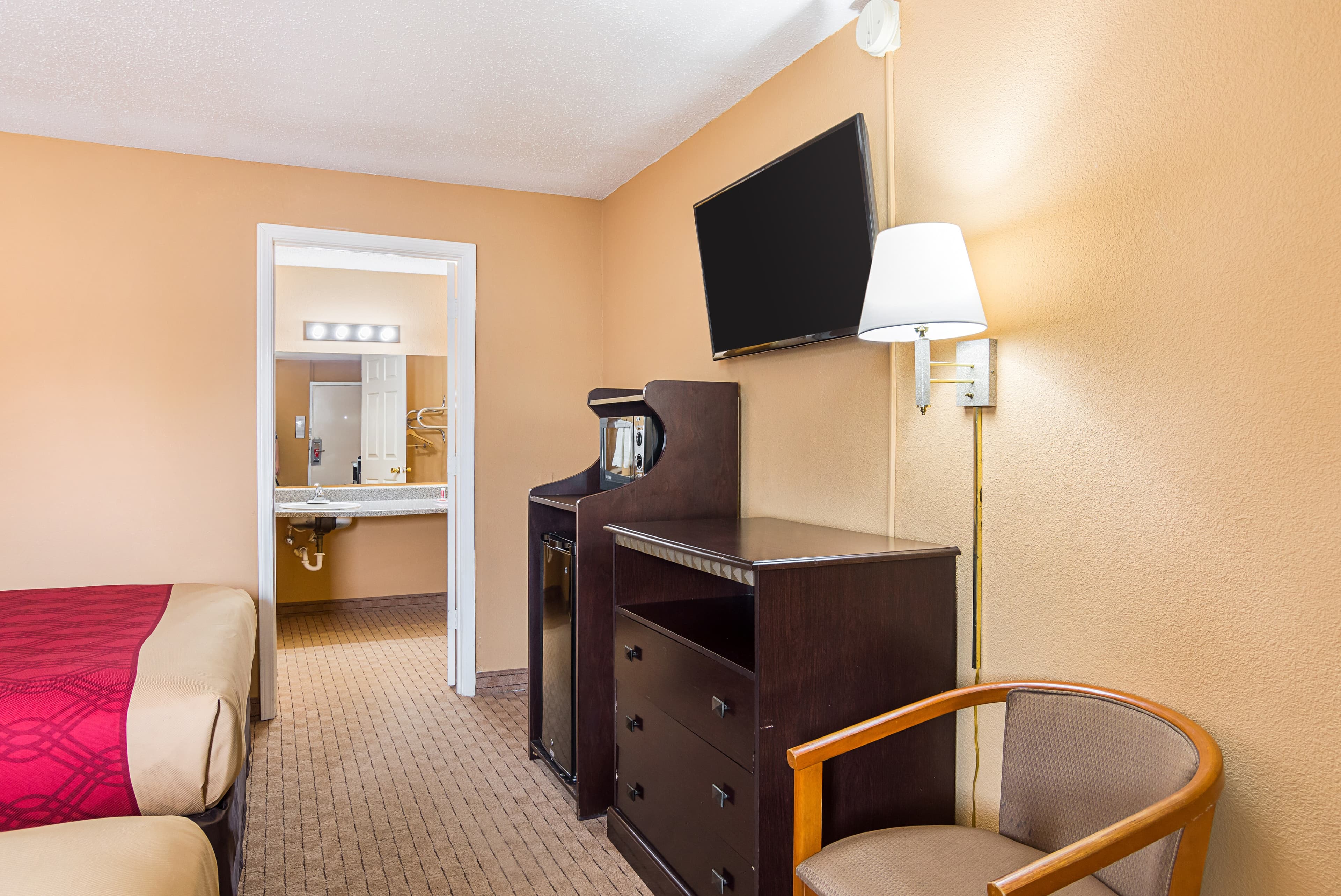 Econo Lodge Jacksonville near Little Rock Air Force Base — 16