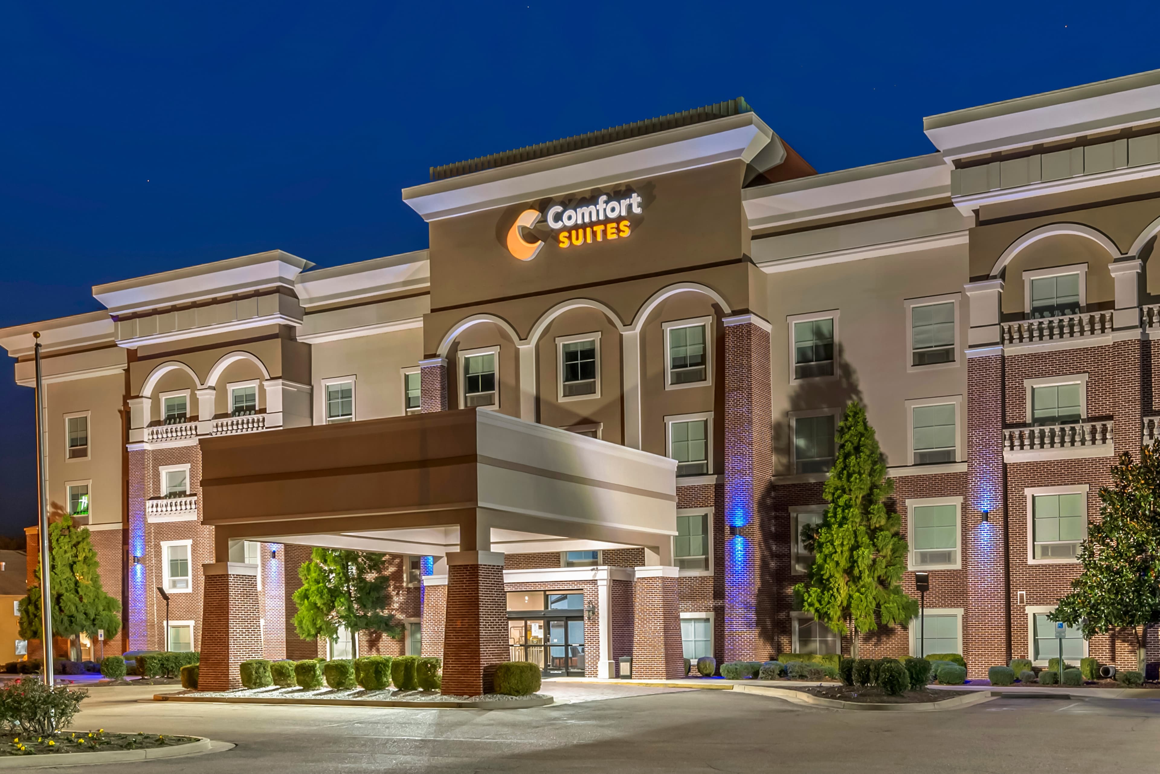 Comfort Suites West Memphis I-40 I-55 - Image 1