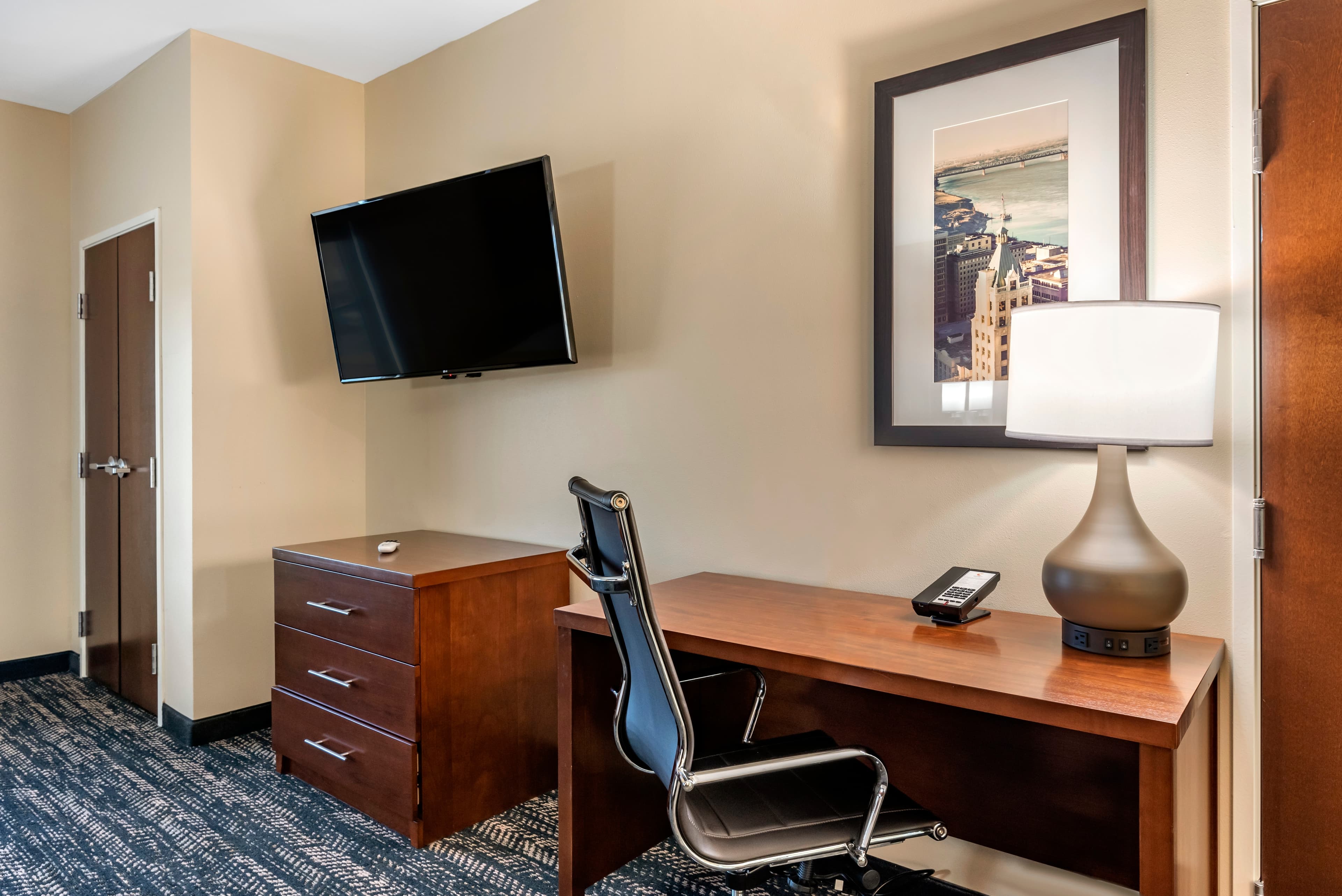 Comfort Suites West Memphis I-40 I-55 — 15