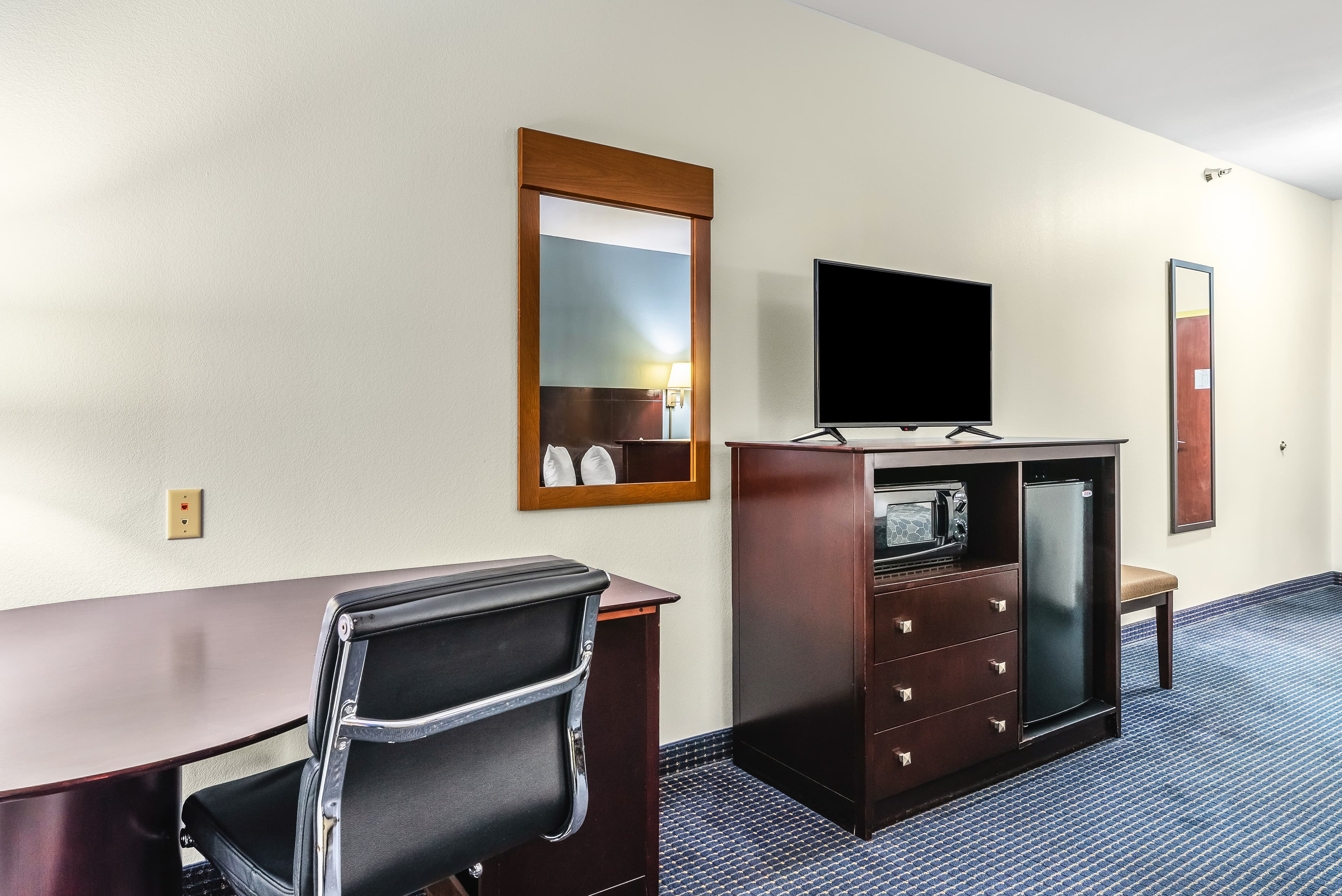 Econo Lodge Inn & Suites Pritchard Road North Little Rock - Image 5