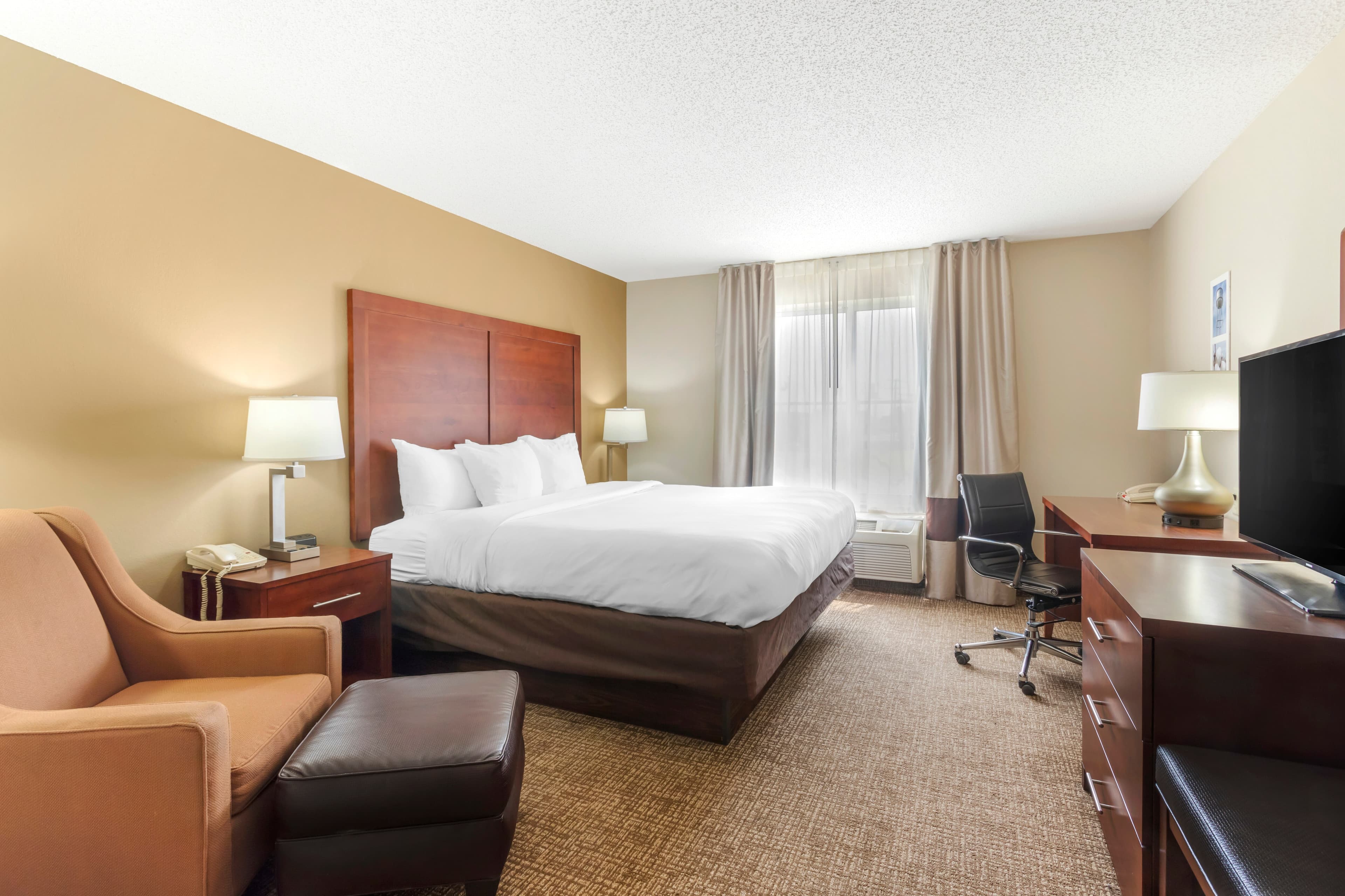 Comfort Inn & Suites Blytheville - Image 2