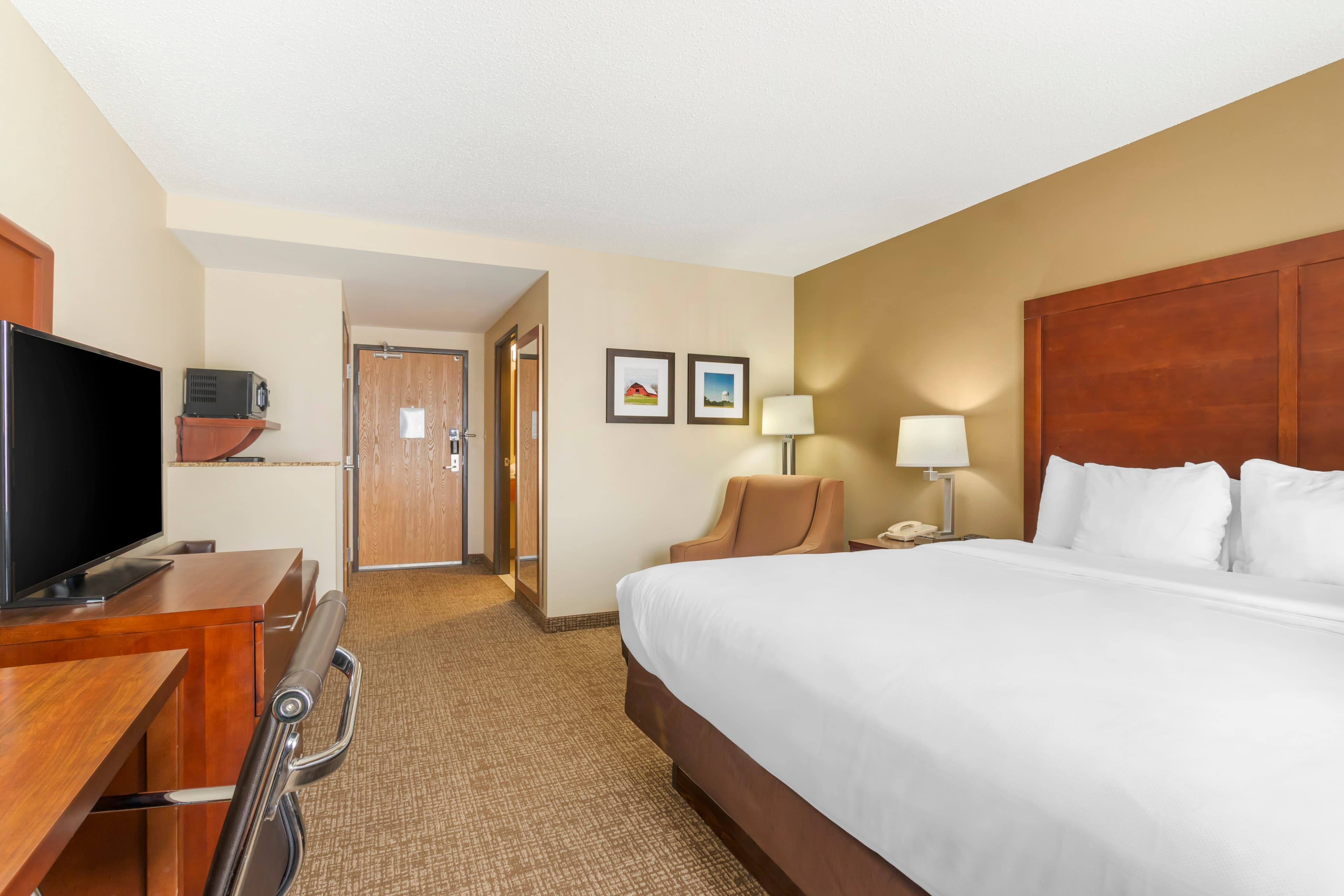 Comfort Inn & Suites Blytheville - Image 3