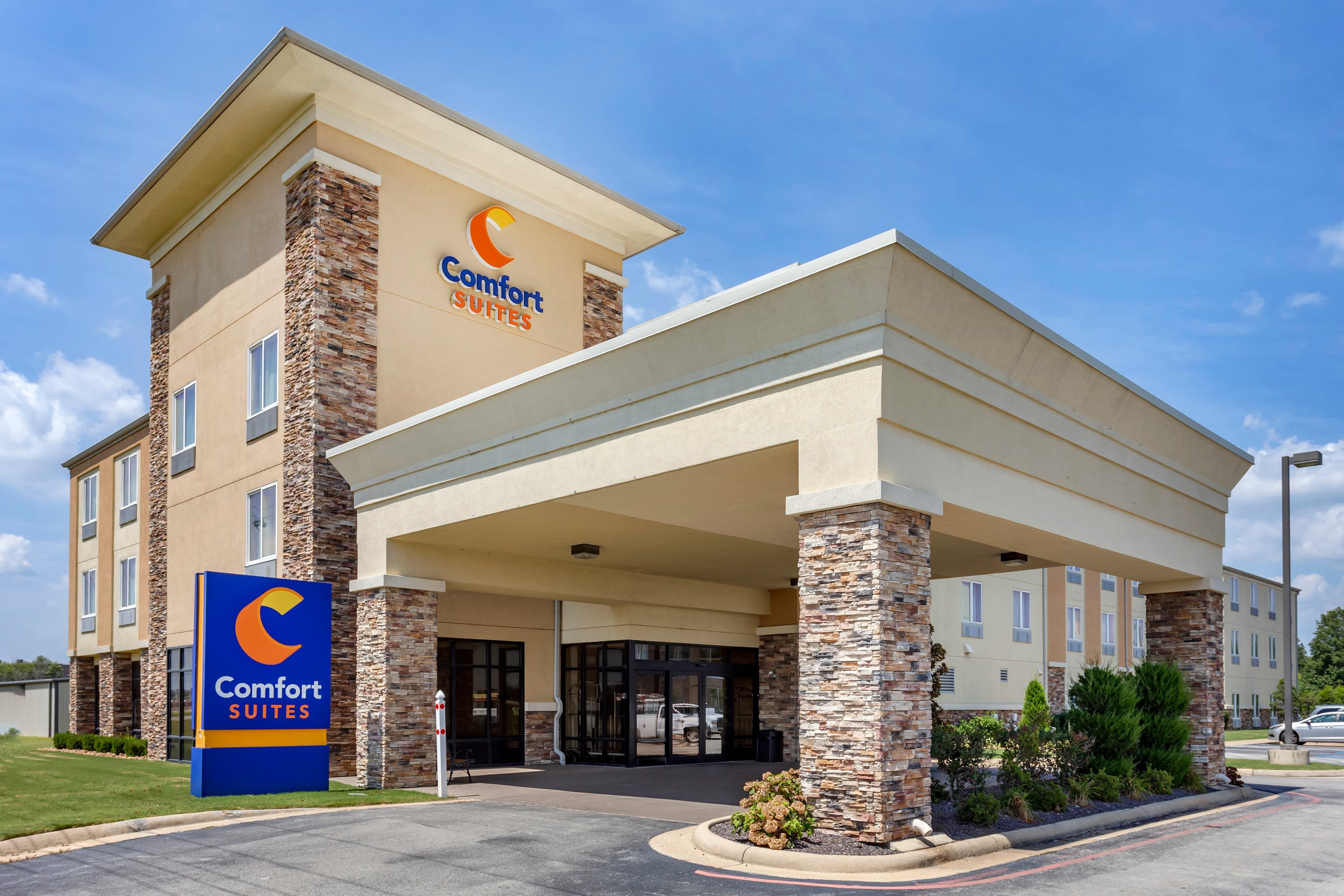 Comfort Suites Jonesboro University Area - Image 1