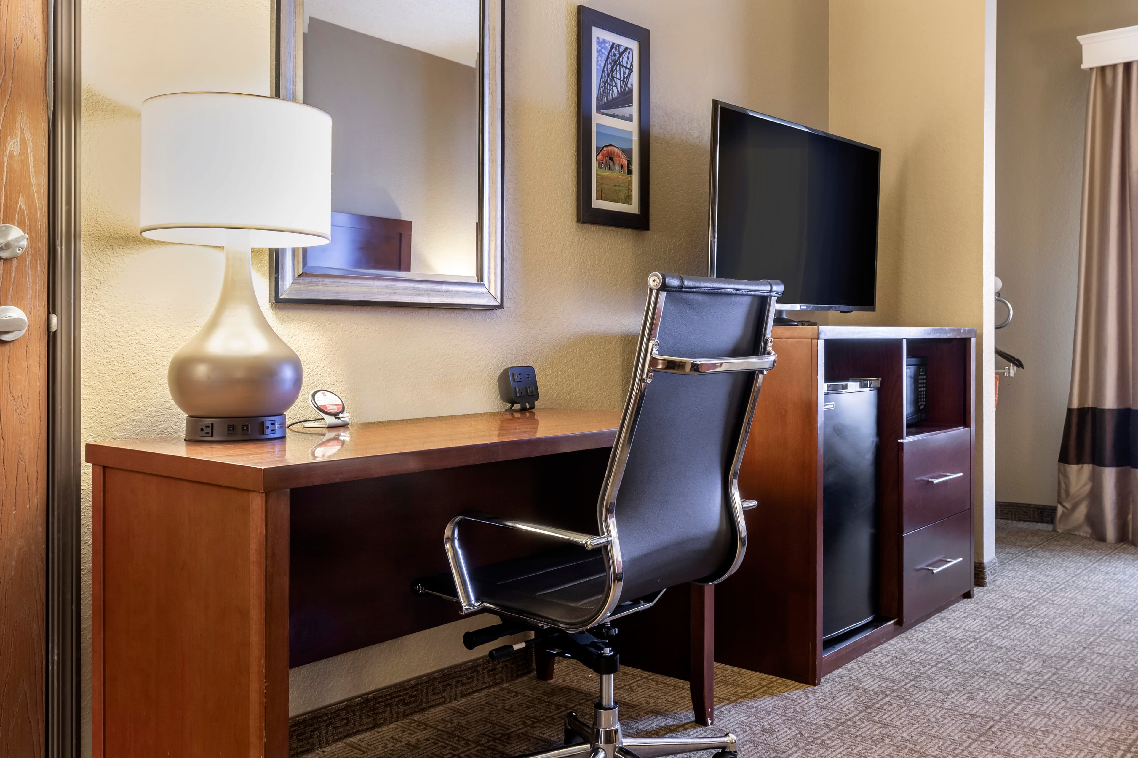 Comfort Suites Jonesboro University Area - Image 2