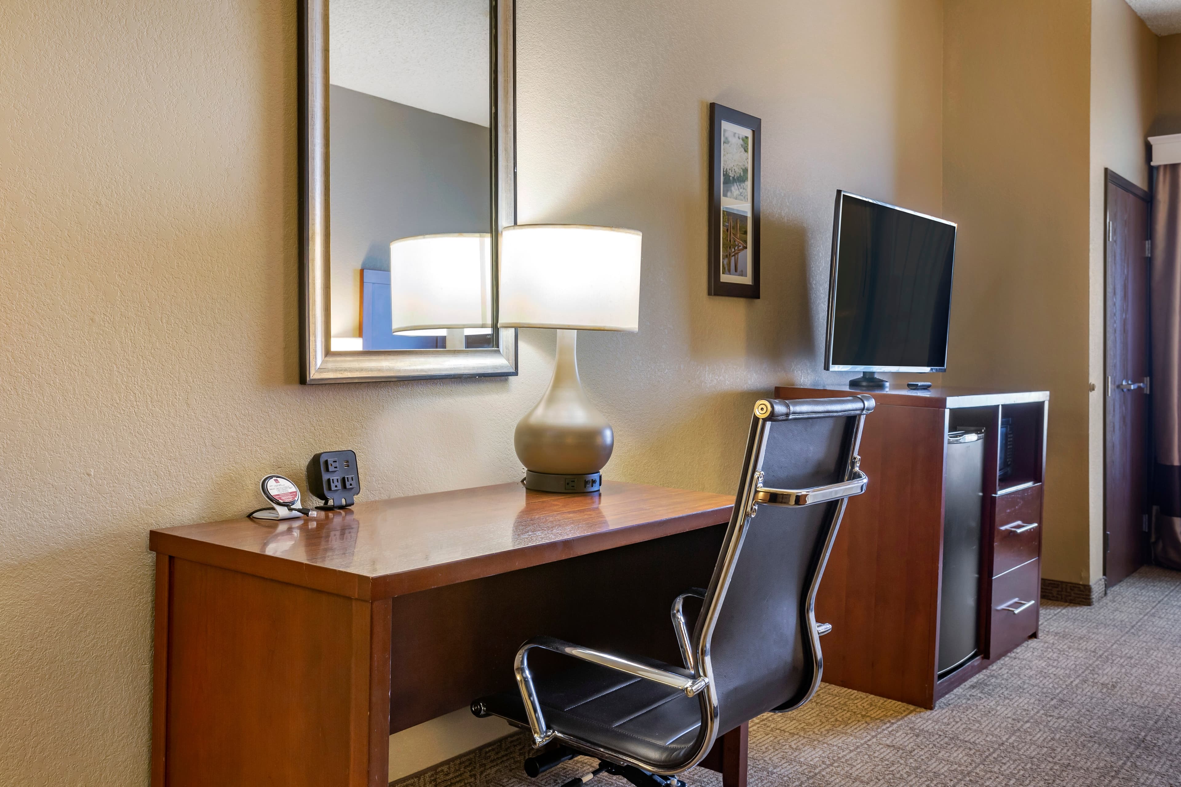 Comfort Suites Jonesboro University Area — 8