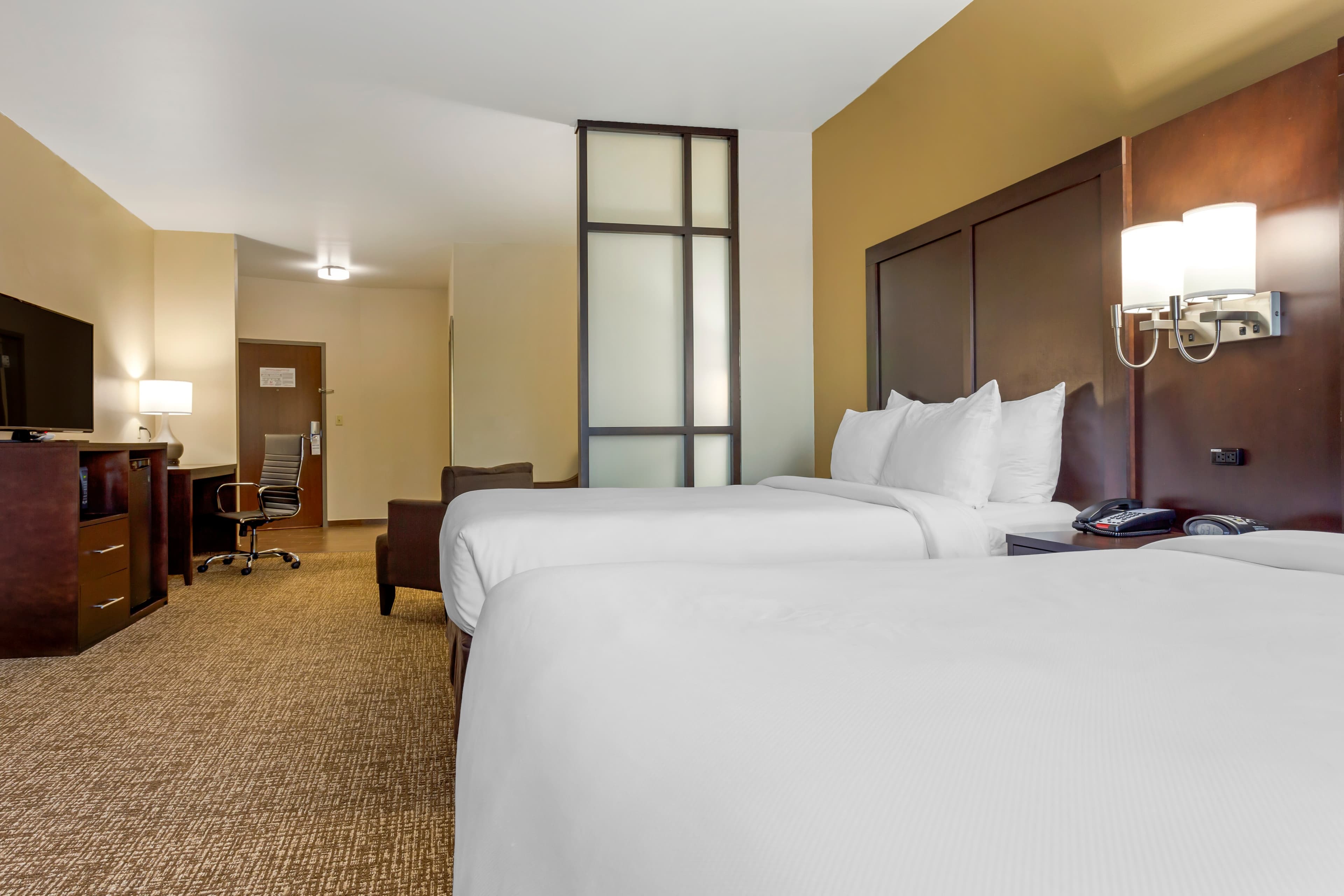 Comfort Suites Little Rock West — 26