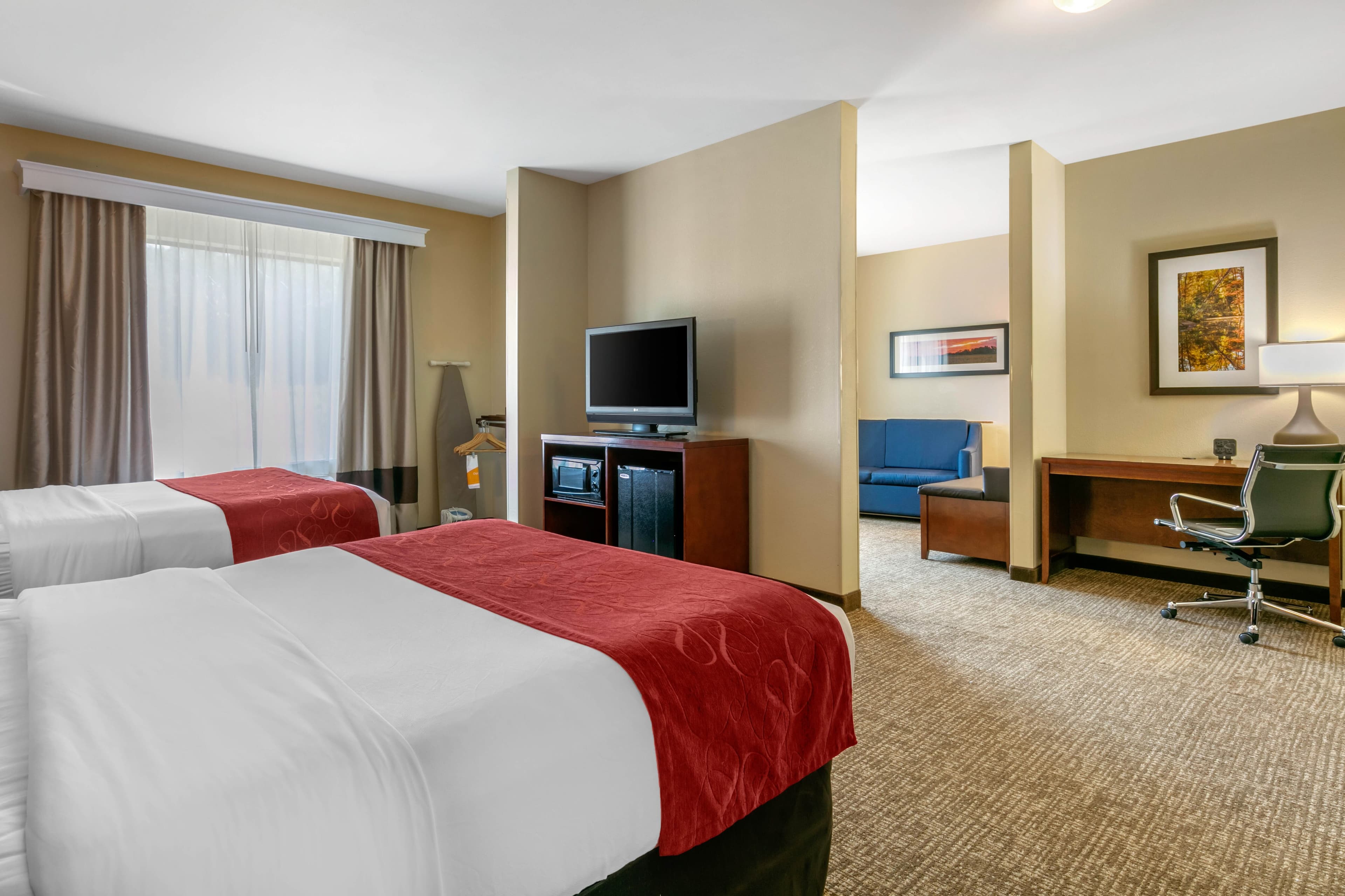 Comfort Suites Forrest City — 6