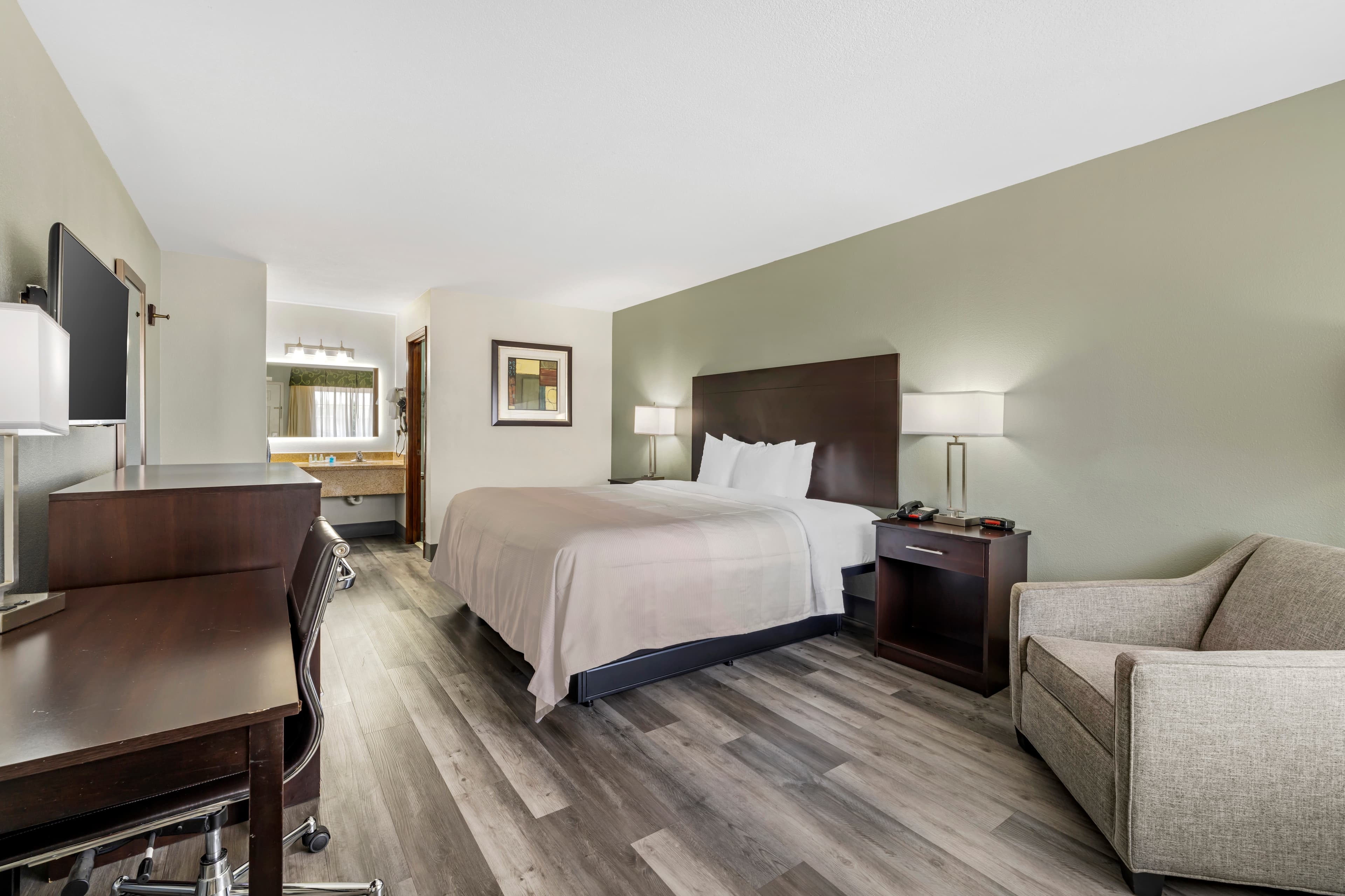 Quality Inn Siloam Springs West — 8