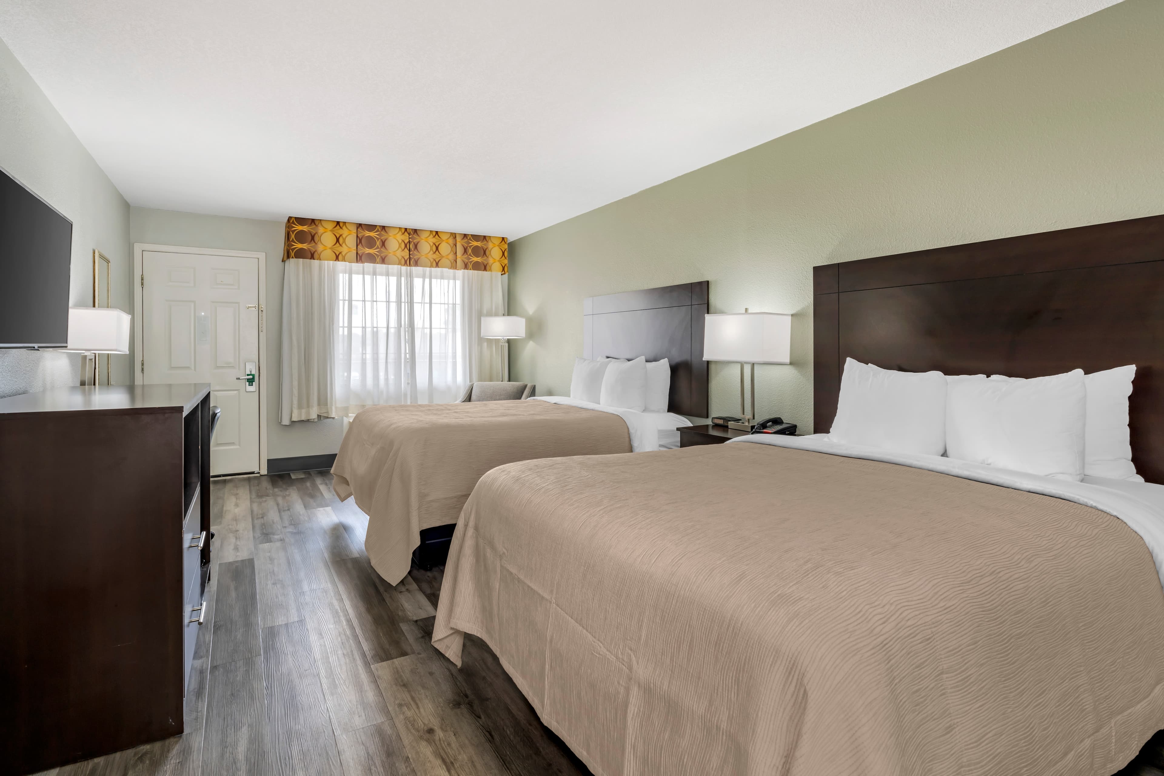 Quality Inn Siloam Springs West — 10