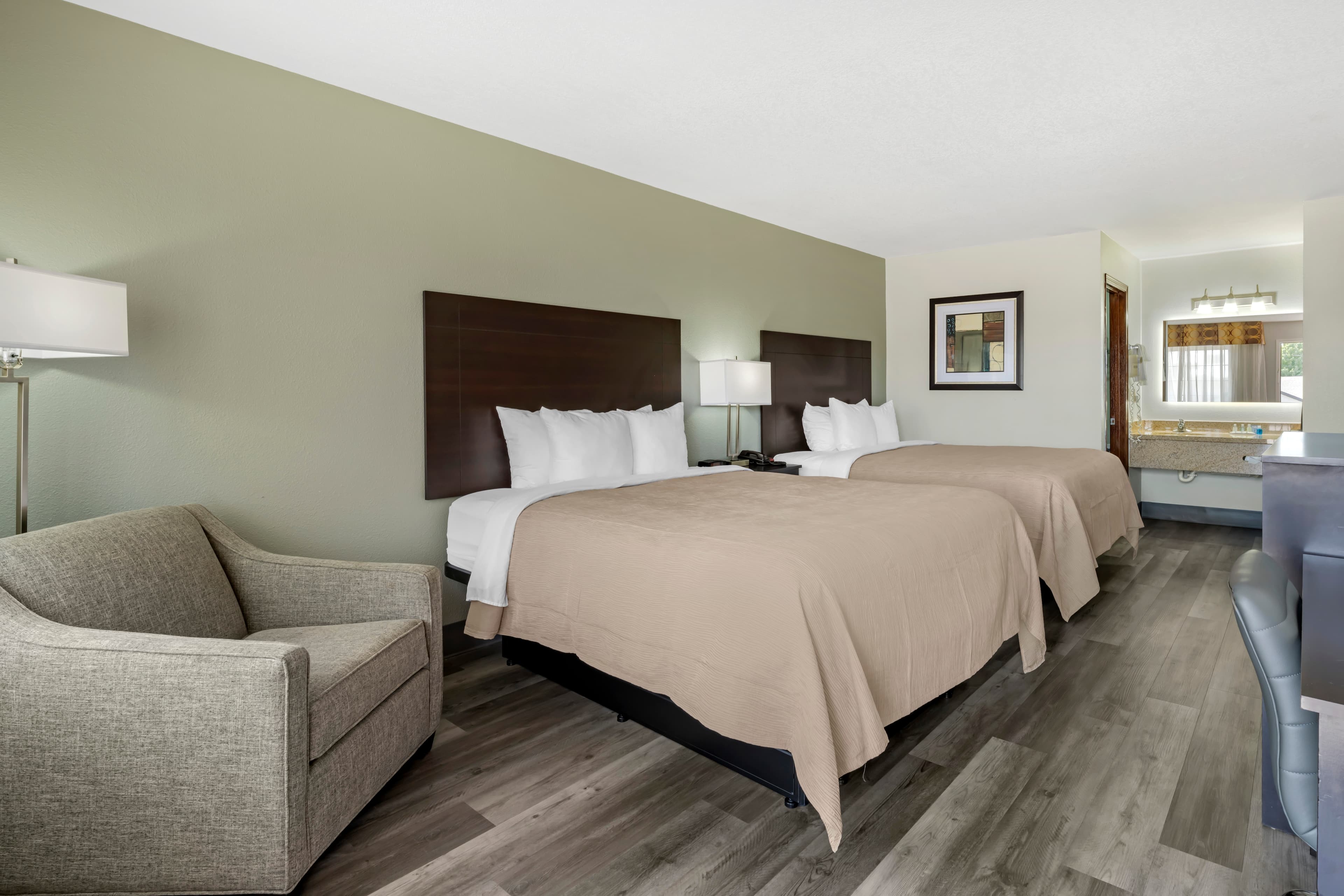 Quality Inn Siloam Springs West — 12
