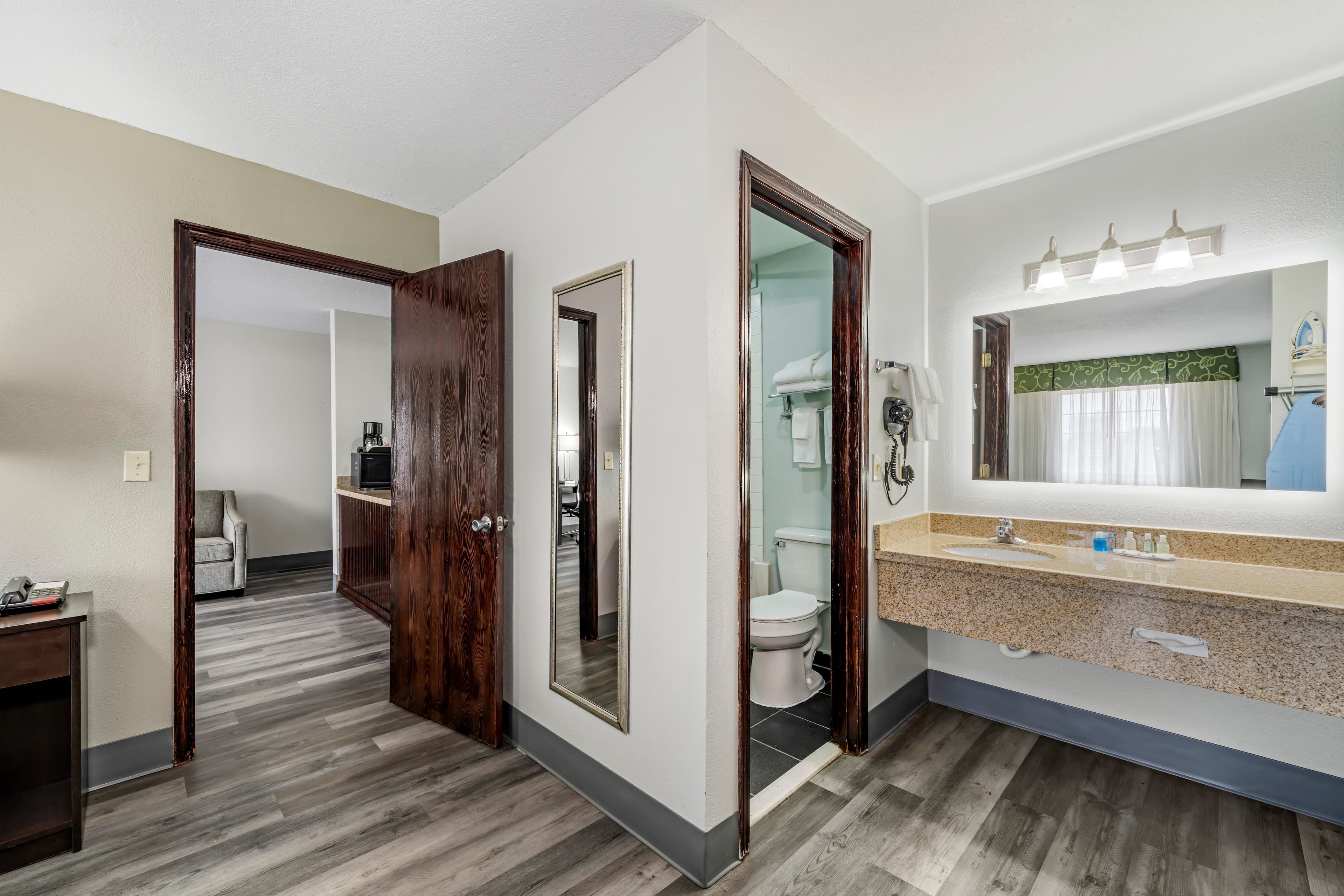Quality Inn Siloam Springs West — 25