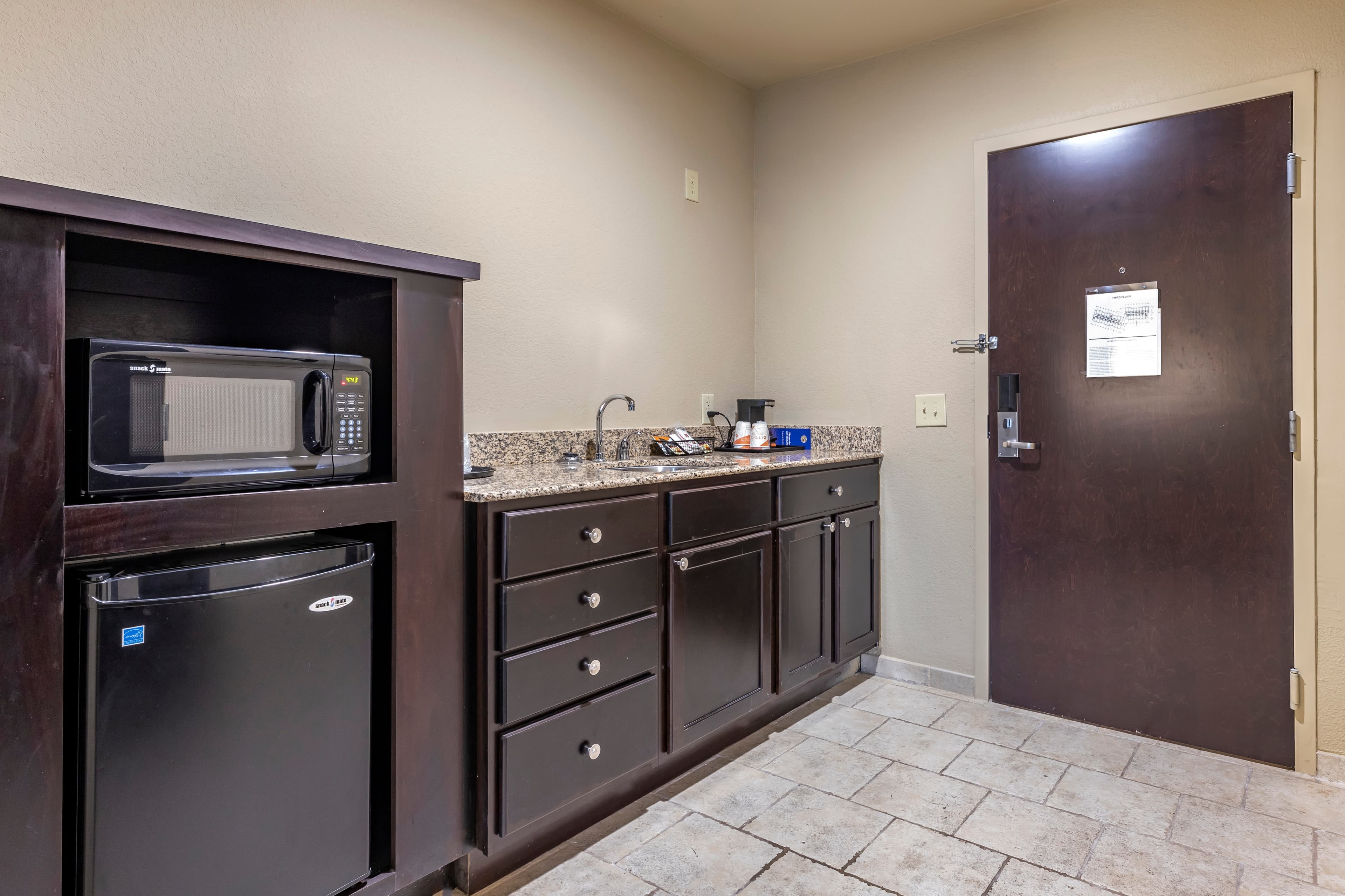 Comfort Inn Bentonville - Crystal Bridges — 13