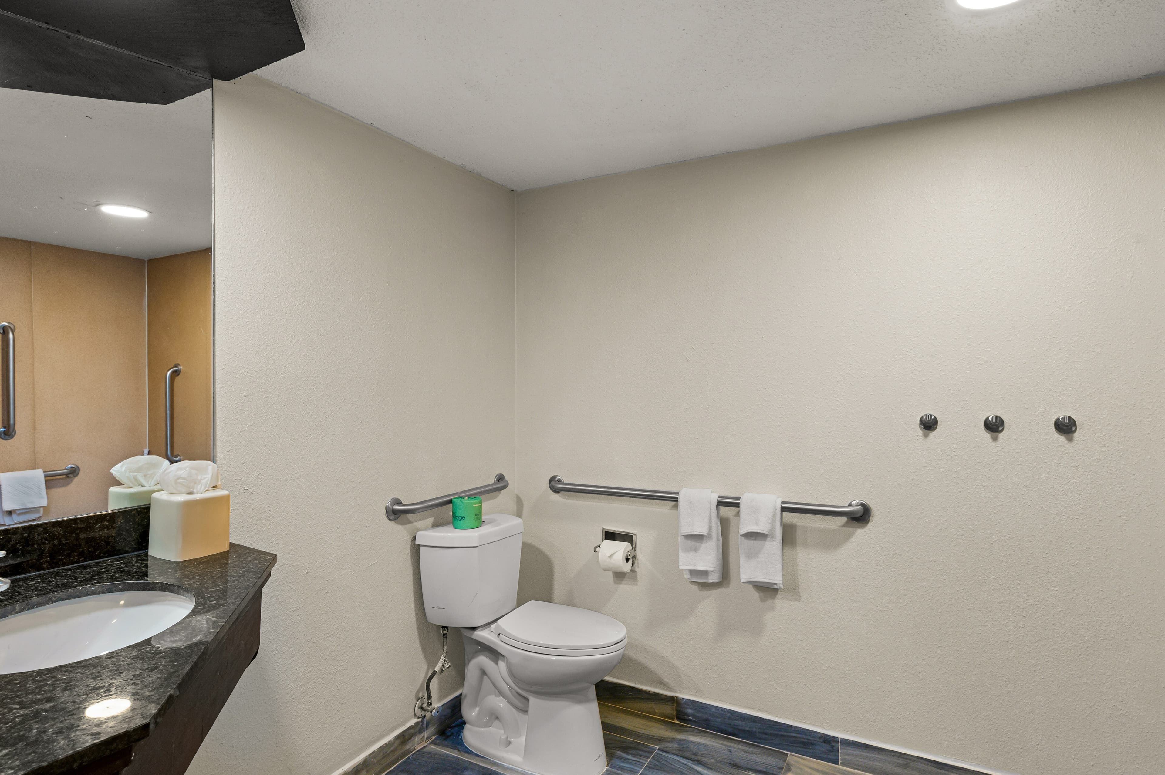 Quality Inn & Suites North Little Rock — 8