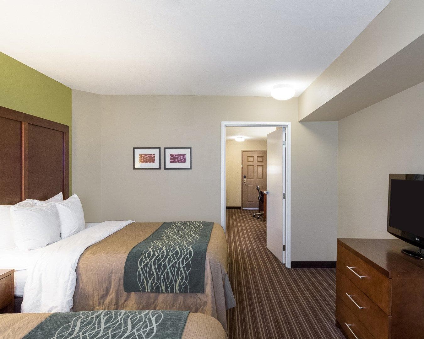 Comfort Inn & Suites Fayetteville-University Area — 38