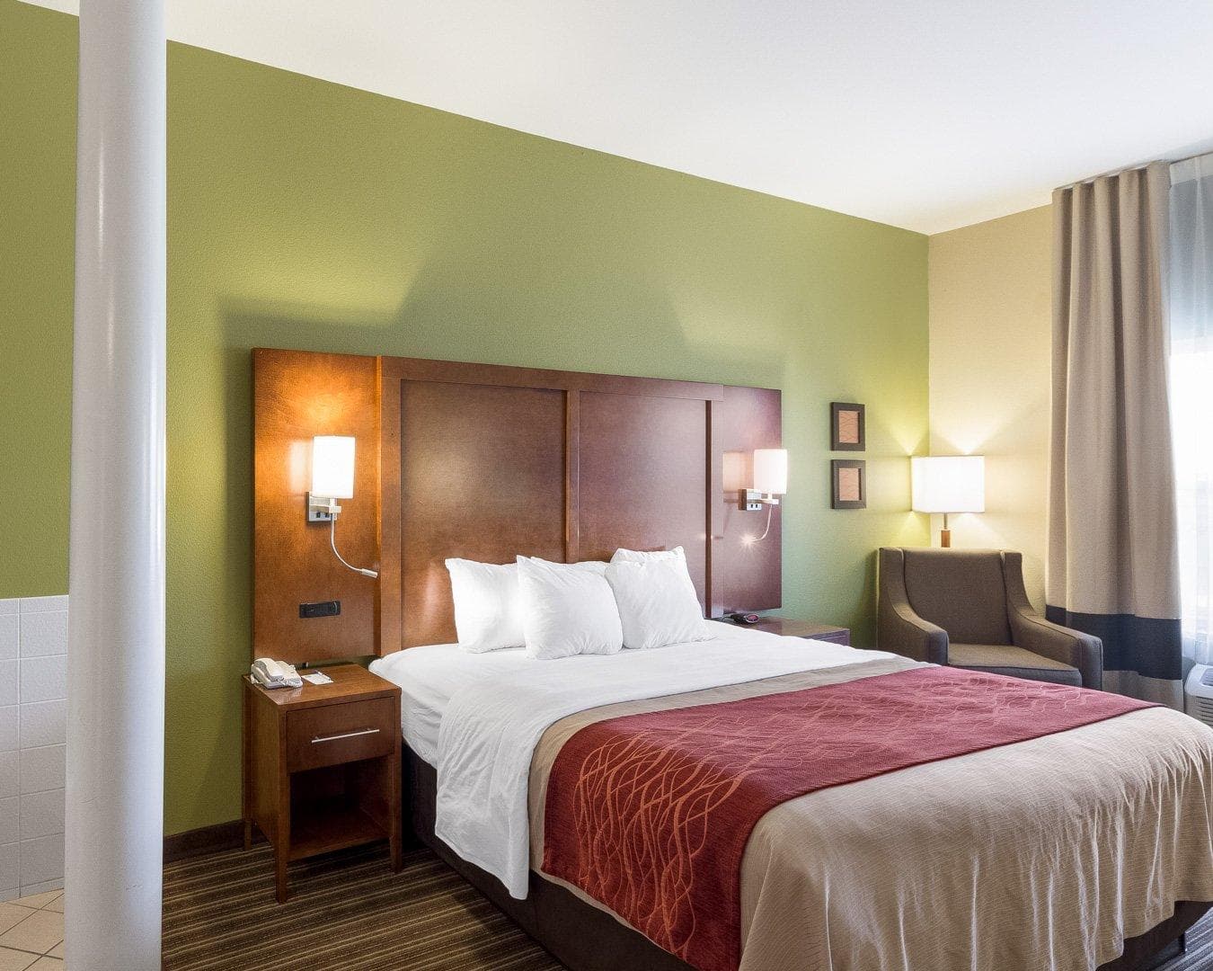 Comfort Inn & Suites Fayetteville-University Area — 36