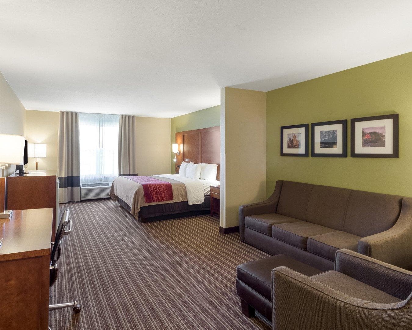 Comfort Inn & Suites Fayetteville-University Area — 26