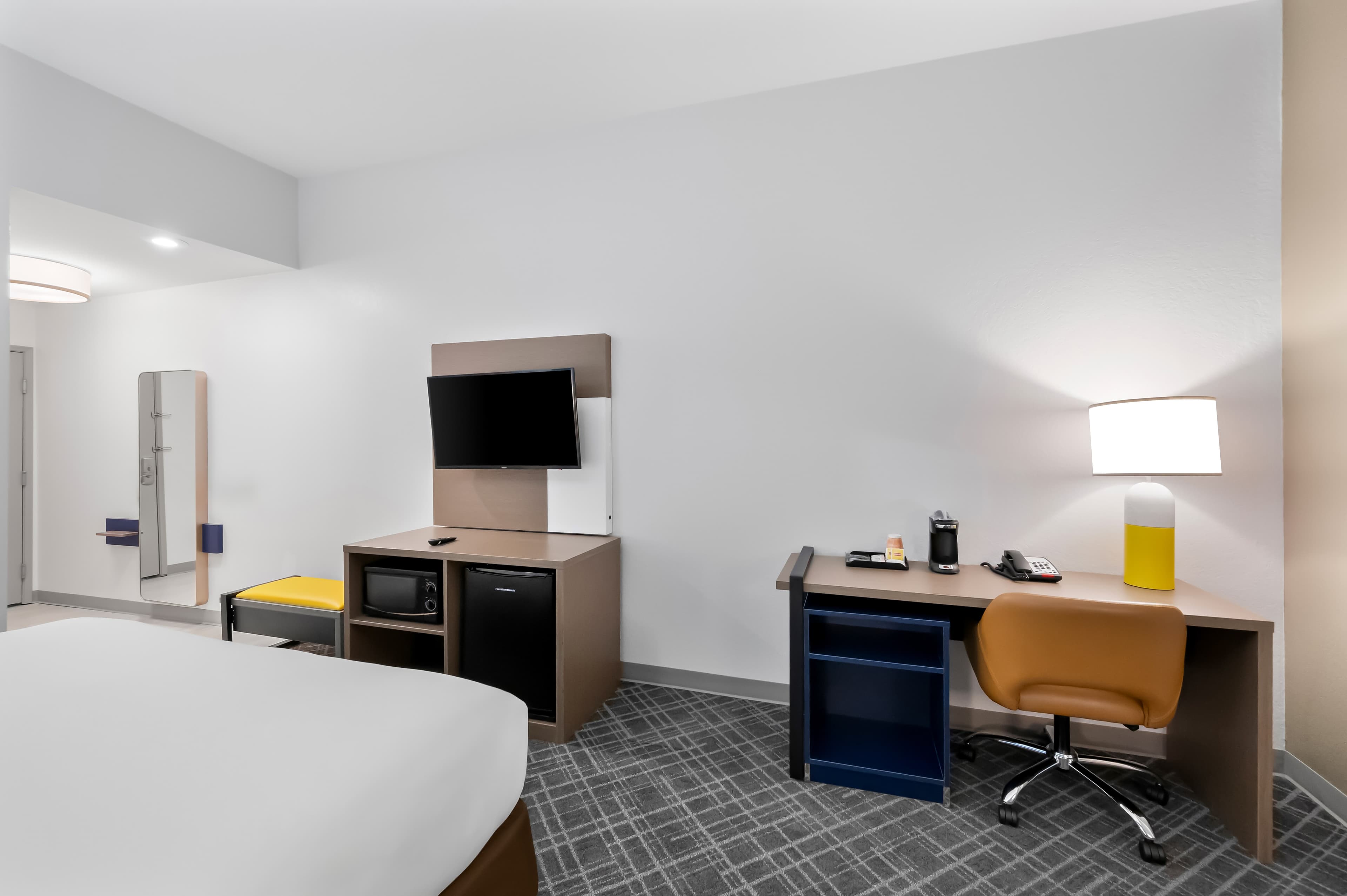Comfort Inn & Suites Fort Smith I-540 - Image 3